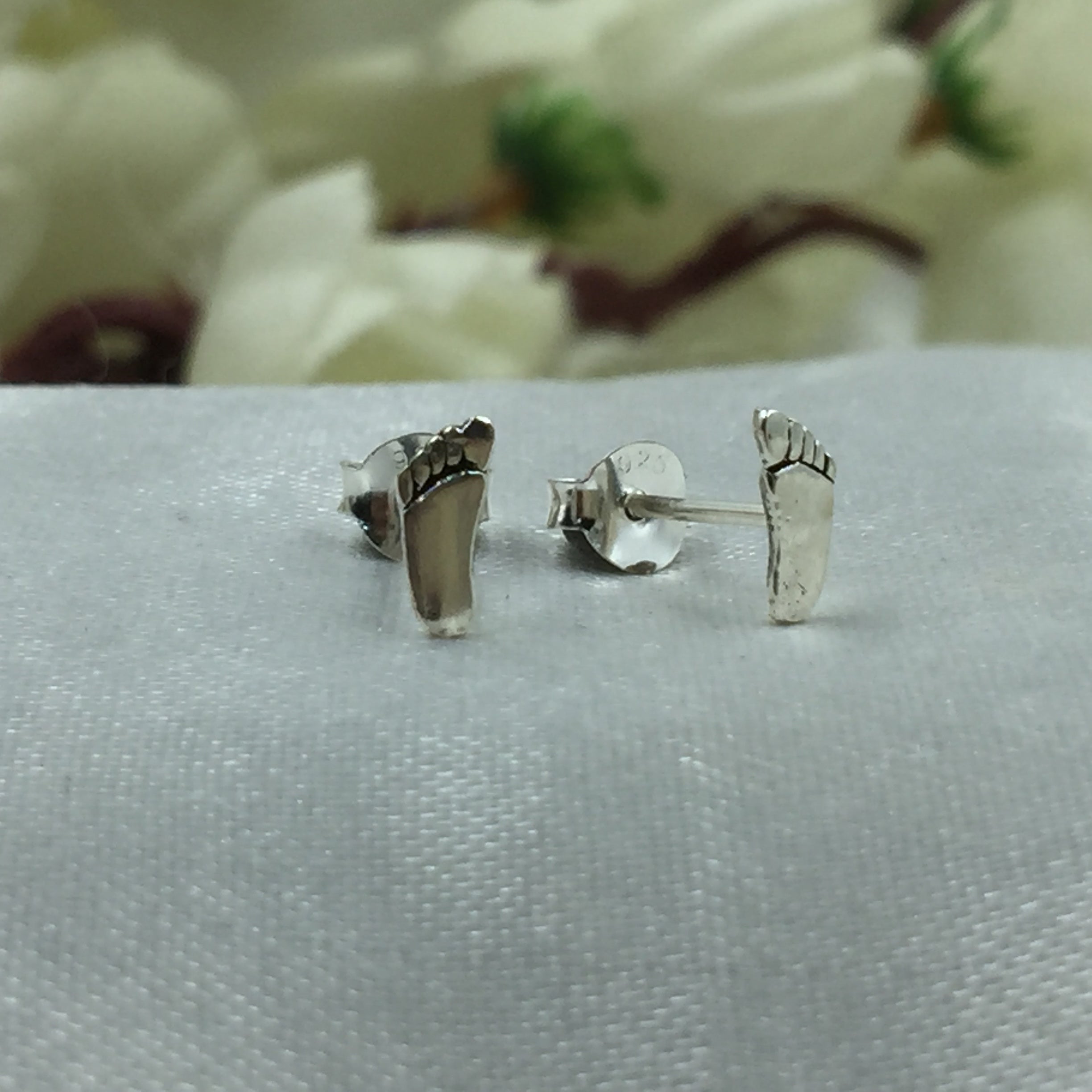 925 Sterling silver Tiny Little Baby Foot Earring Foot Shaped Earring Stud Minimalist Handmade Gift Studs with Pushback Silver Cute Gift