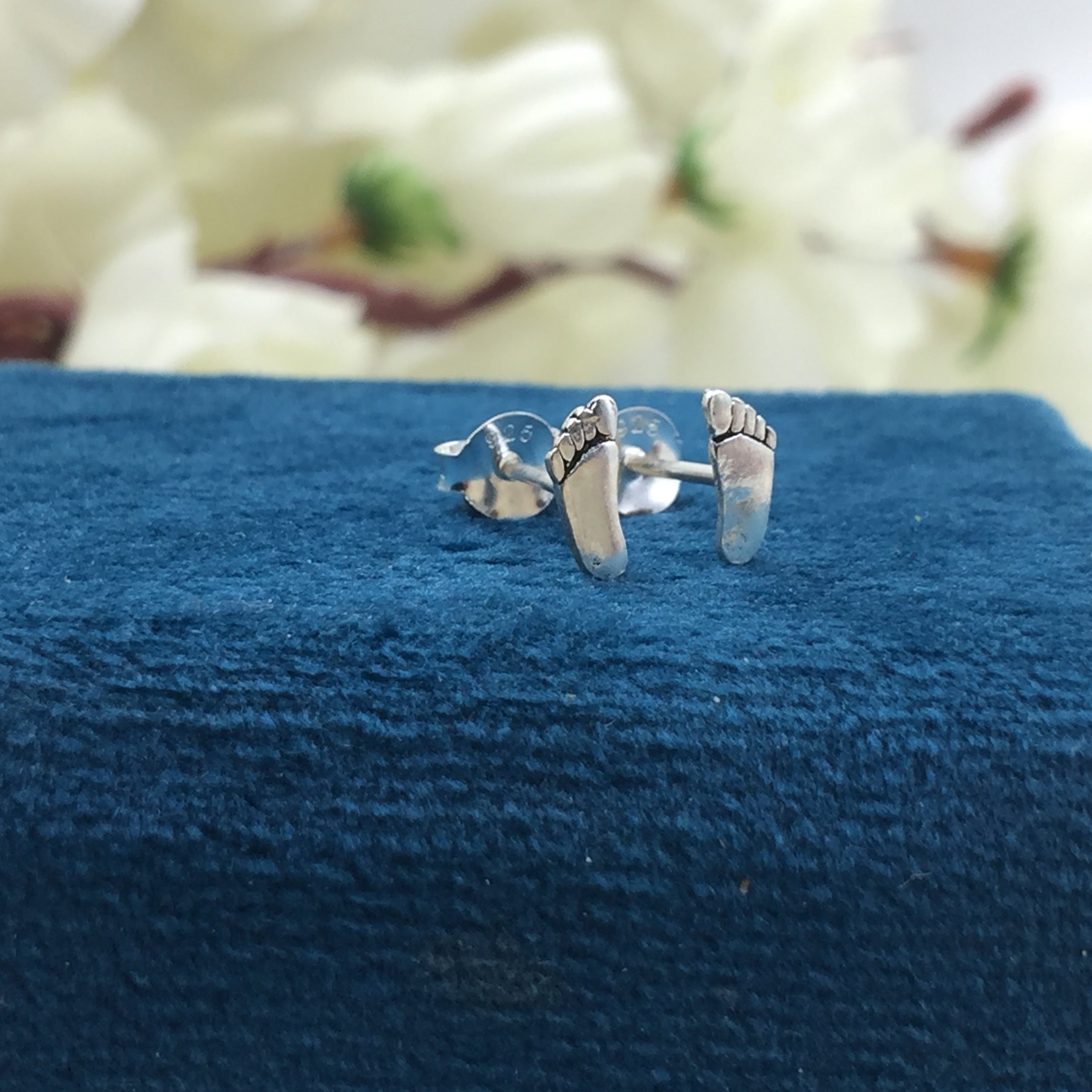 925 Sterling silver Tiny Little Baby Foot Earring Foot Shaped Earring Stud Minimalist Handmade Gift Studs with Pushback Silver Cute Gift