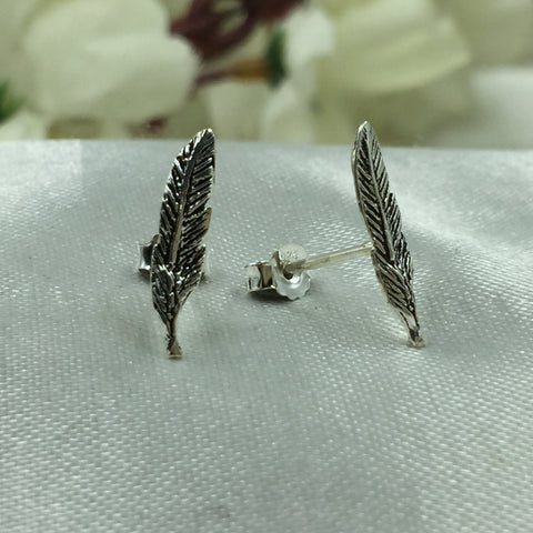 Feather Earrings, Dainty Feather Studs, Dainty Earrings, Bird authentic Earrings, Tiny Earrings, Solid Silver Studs, Everyday Earrings, 925 Sterling