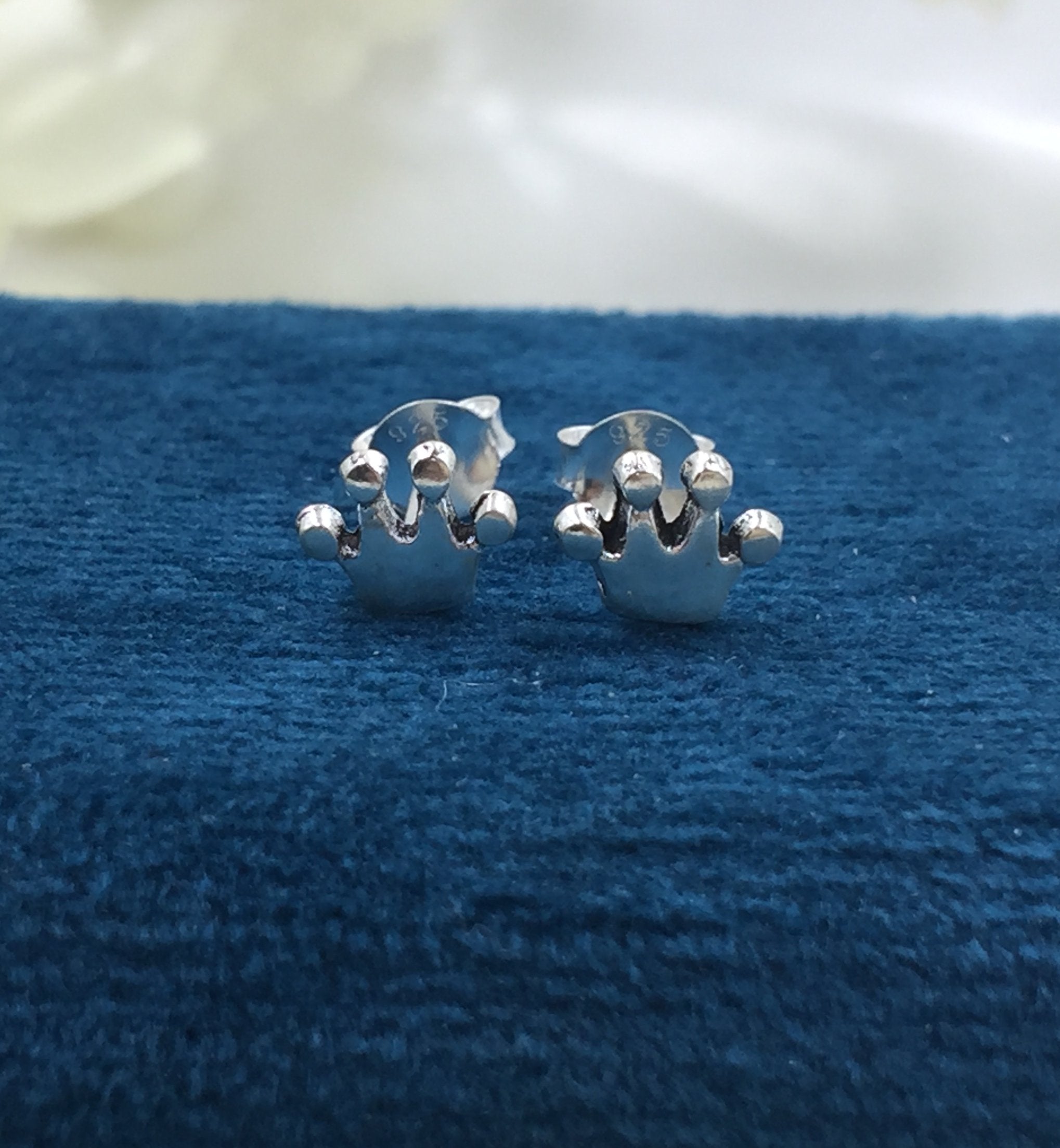925 Sterling silver Small Princess Crown Stud Earrings Queen Jewellery Crown Jewelry Minimalist Handmade Gift Studs with Pushback