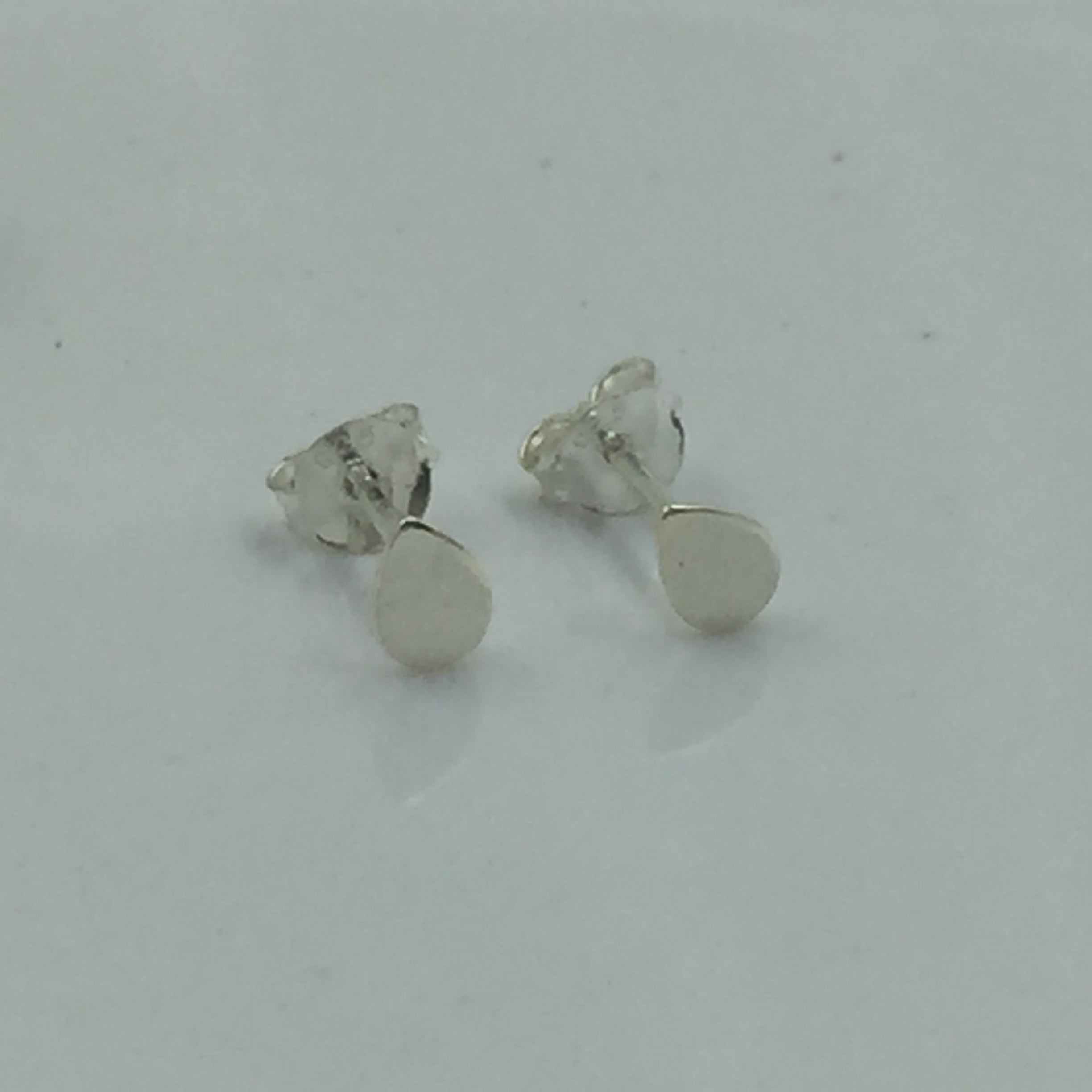 Sterling Silver 925 Pear Flat Unisex Ear stud Earrings Earring Studs Minimalist Handmade Birthday Gift Studs with Pushback