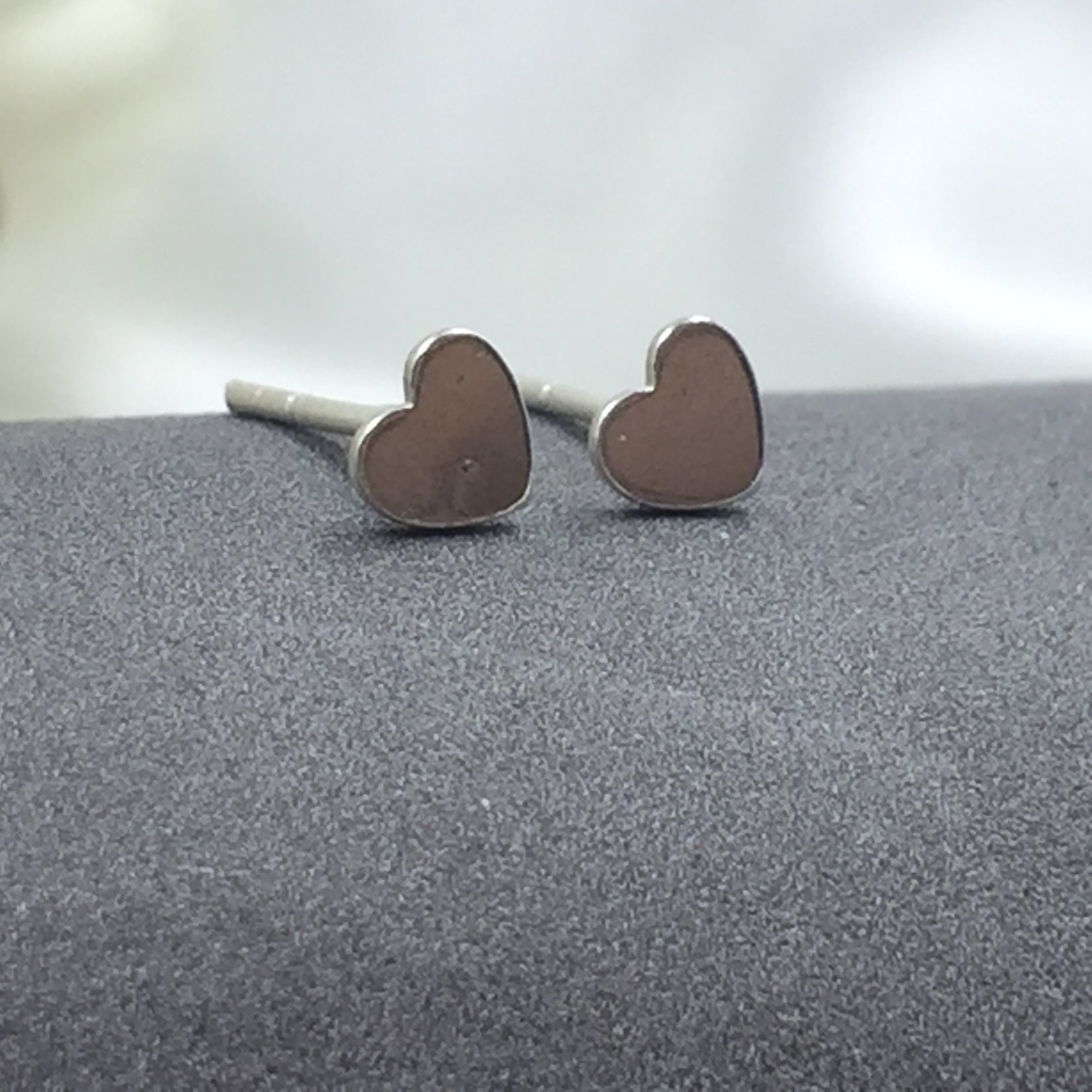 Sterling Silver 925 Tiny Heart Stud Flat Unisex Heart Shape Earring Studs Little Ear Stud Heart Earrings Minimalist Handmade Studs Pushback