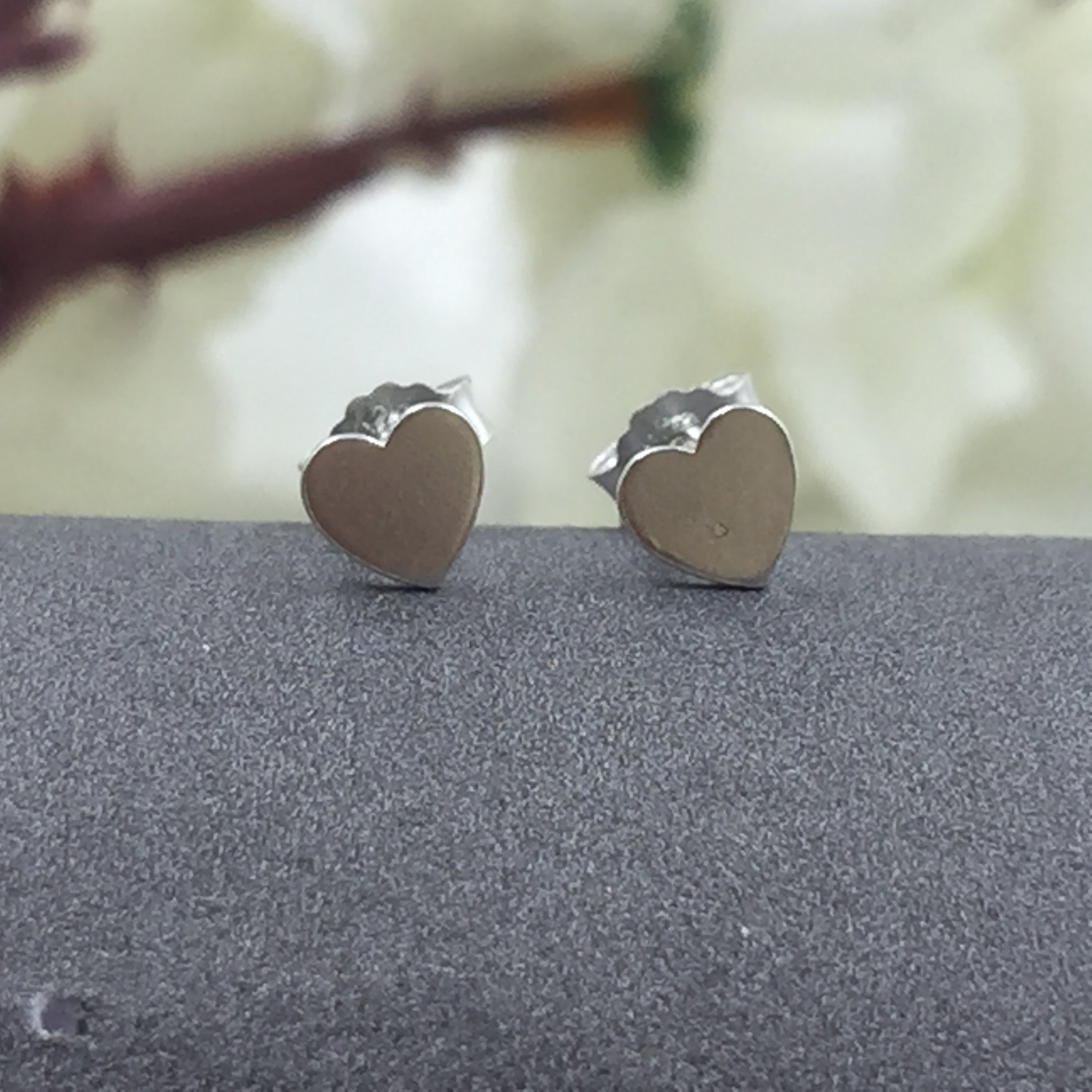 Sterling Silver 925 Tiny Heart Stud Flat Unisex Heart Shape Earring Studs Little Ear Stud Heart Earrings Minimalist Handmade Studs Pushback