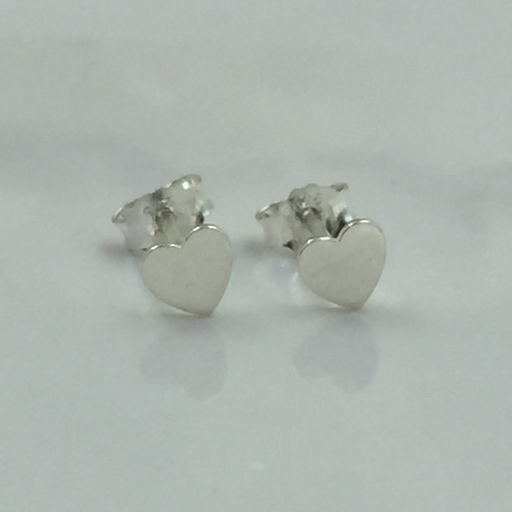 Sterling Silver 925 Tiny Heart Stud Flat Unisex Heart Shape Earring Studs Little Ear Stud Heart Earrings Minimalist Handmade Studs Pushback