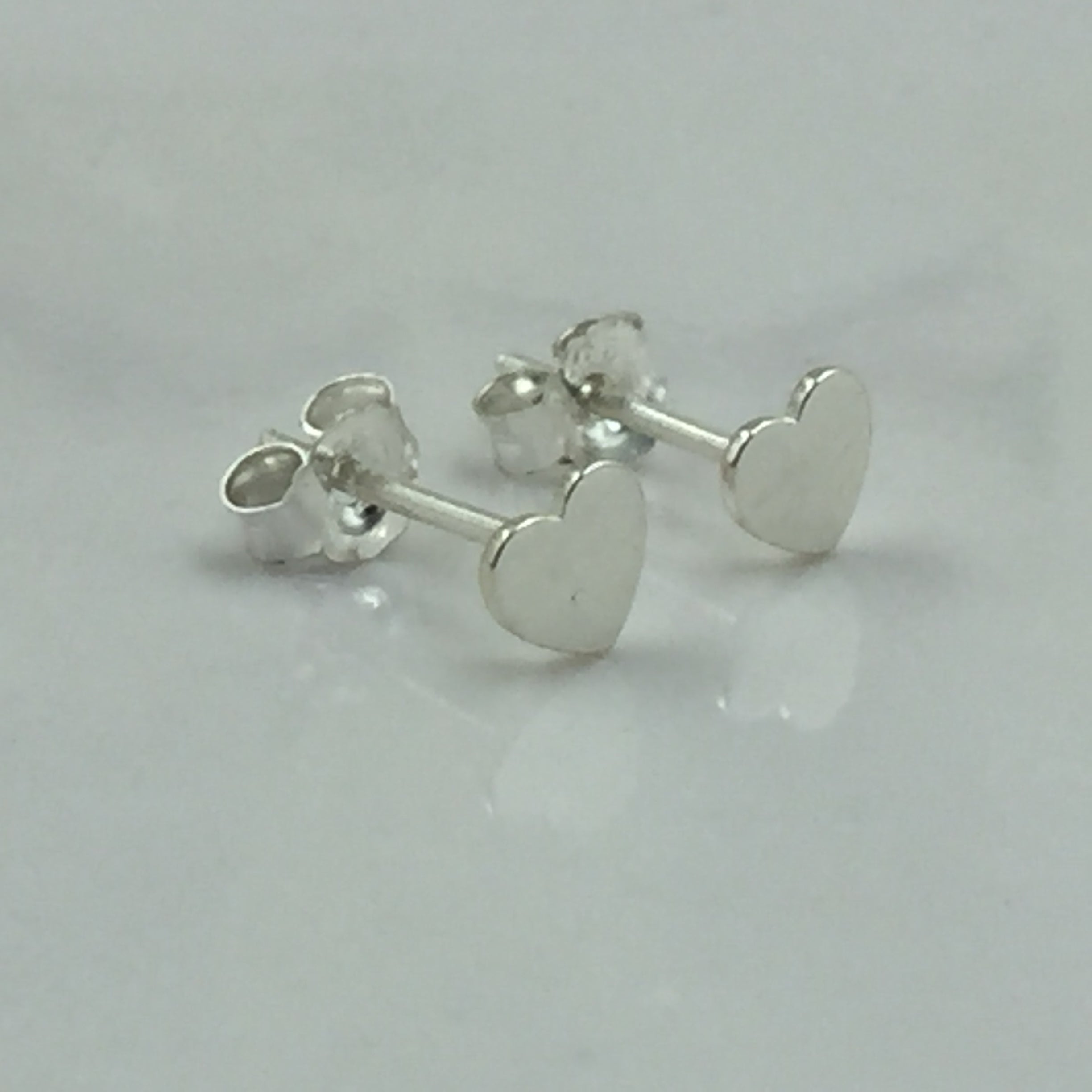 Sterling Silver 925 Tiny Heart Stud Flat Unisex Heart Shape Earring Studs Little Ear Stud Heart Earrings Minimalist Handmade Studs Pushback