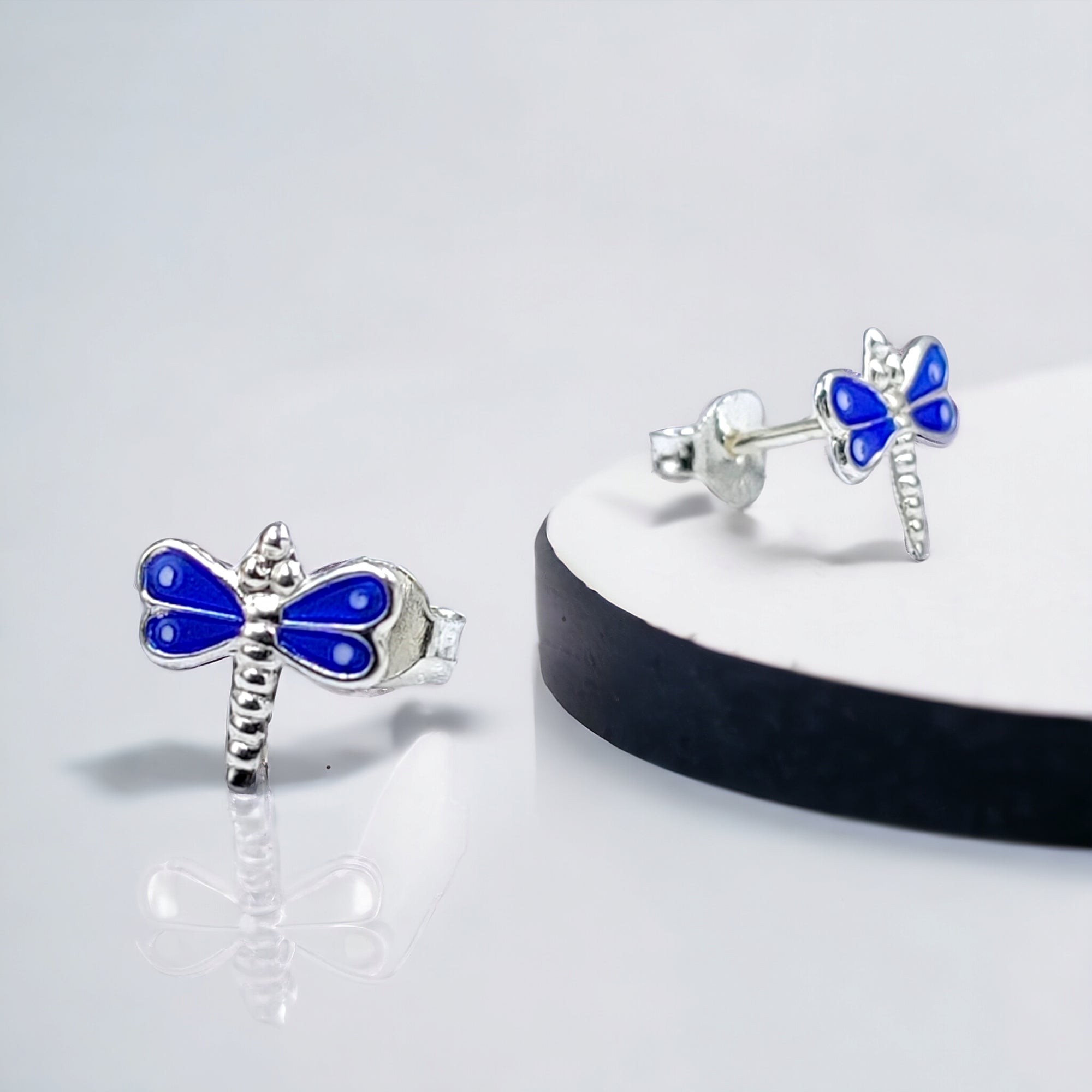 925 Sterling Silver Cute Bees Ear Studs Tiny Insects Earrings Enamel Cartilage Gift - 8x10 mm