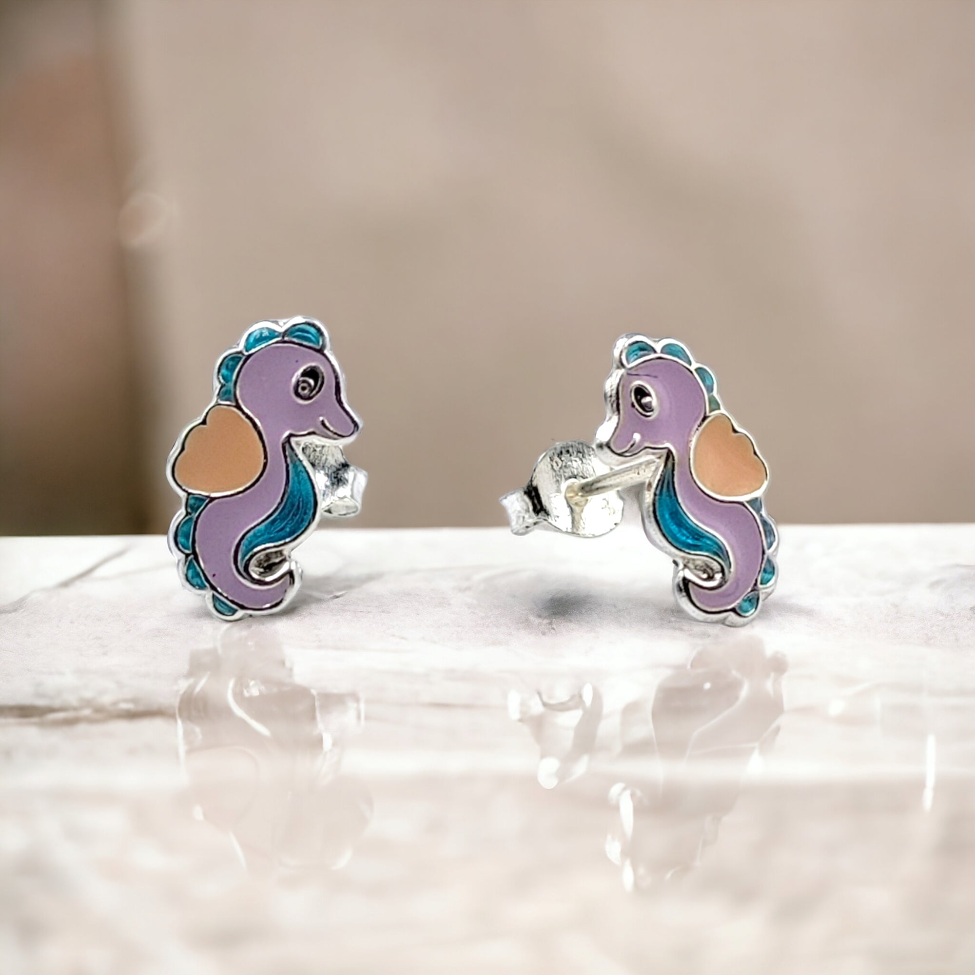 925 Sterling Silver Seahorse Ear Studs Tiny Ocean animal Earrings 11x6 mm