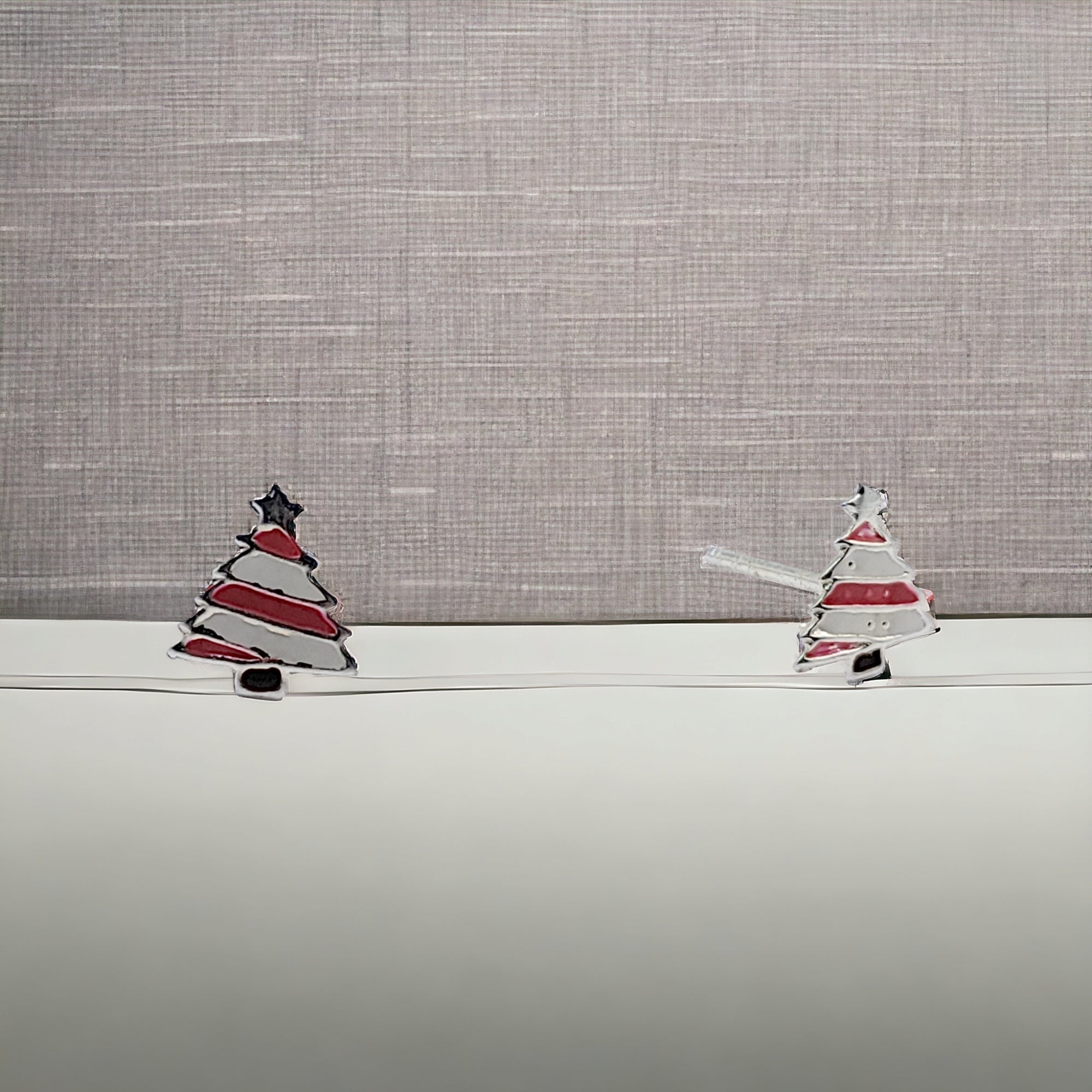 925 Sterling Silver Cute Tree Ear Studs Enamel Cartilage Ear Studs 8x6 mm