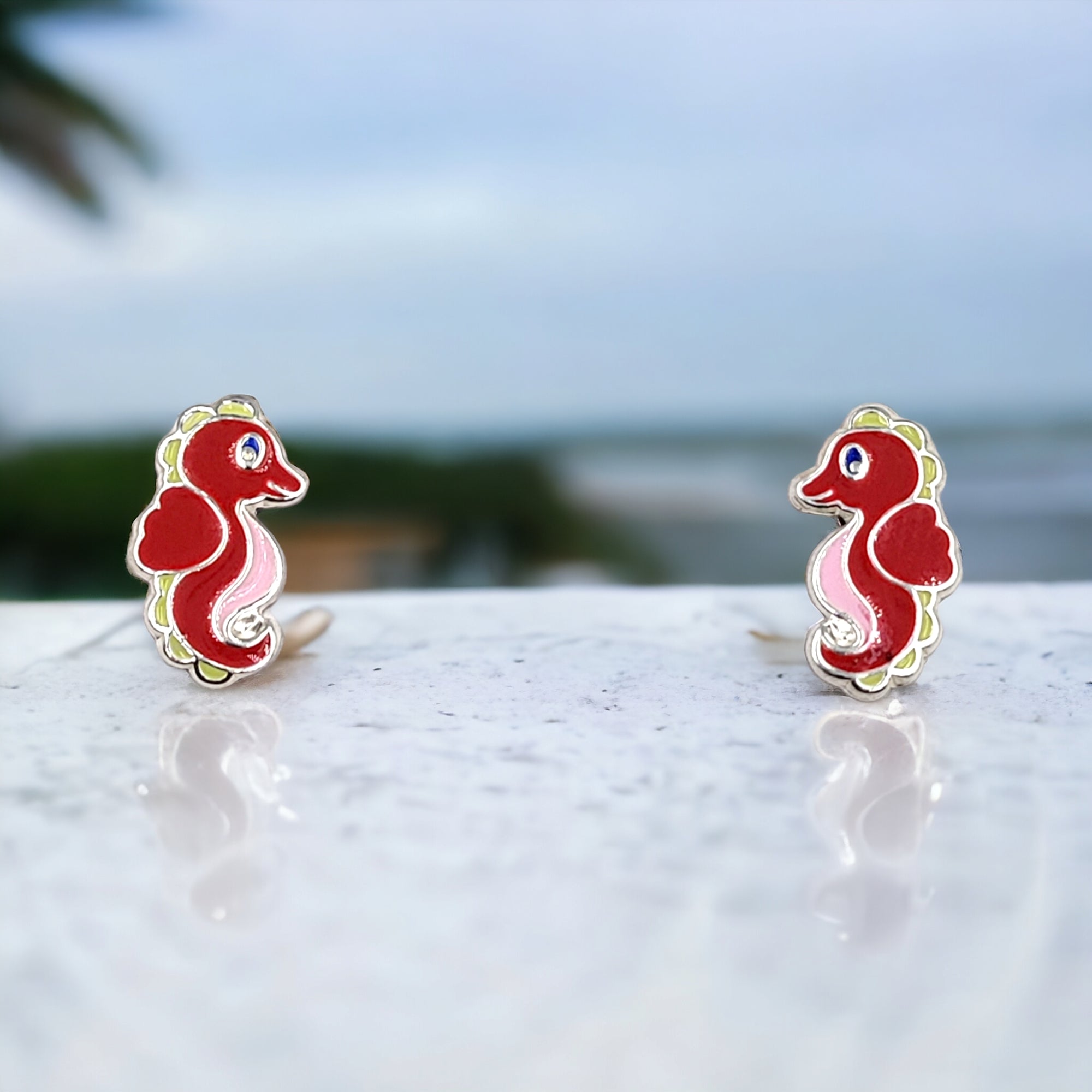 925 Sterling Silver Seahorse Ear Studs Tiny Ocean animal Earrings 11x6 mm