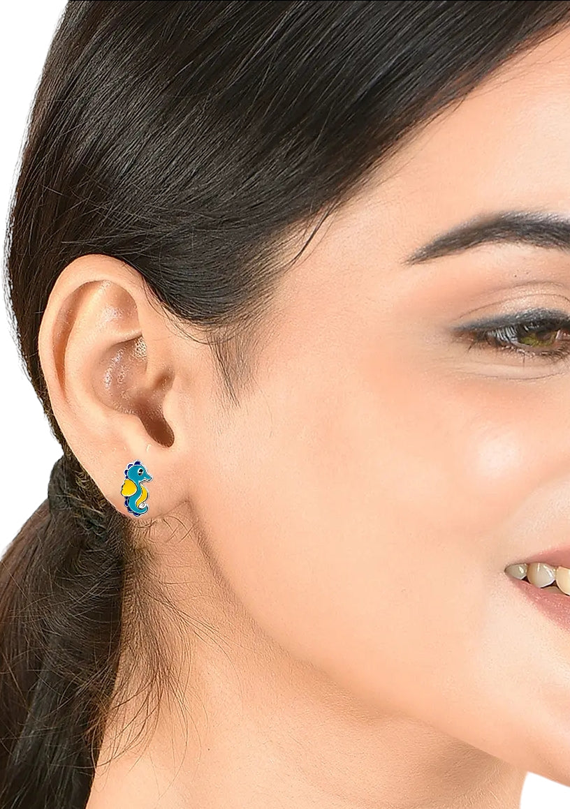 925 Sterling Silver Seahorse Ear Studs Tiny Ocean animal Earrings 11x6 mm