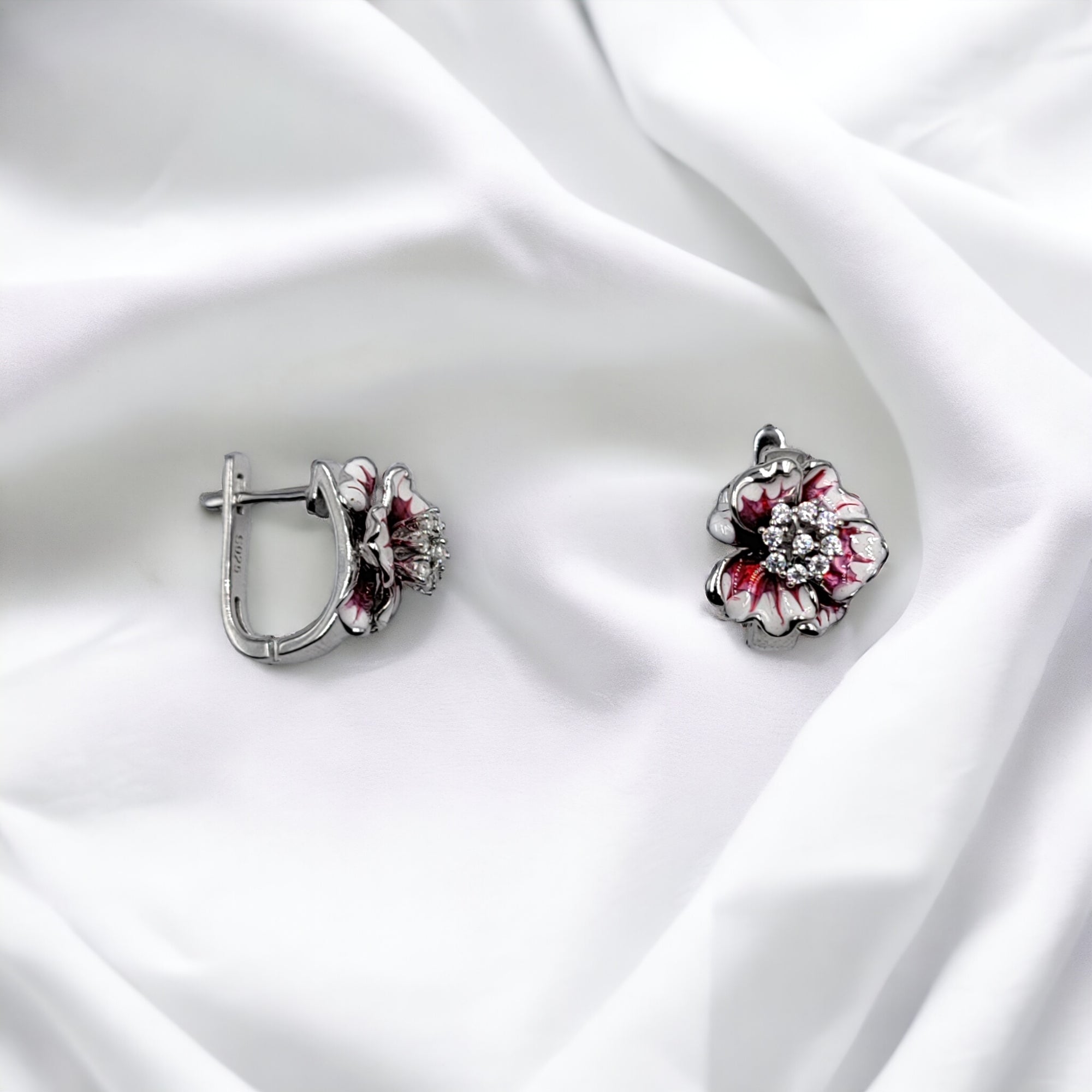 925 Sterling Silver Heart Shape Pendant With English Lock Earring Set CZ Stones Enameled Flower Design Jewellery Minimalist Handmade Gift