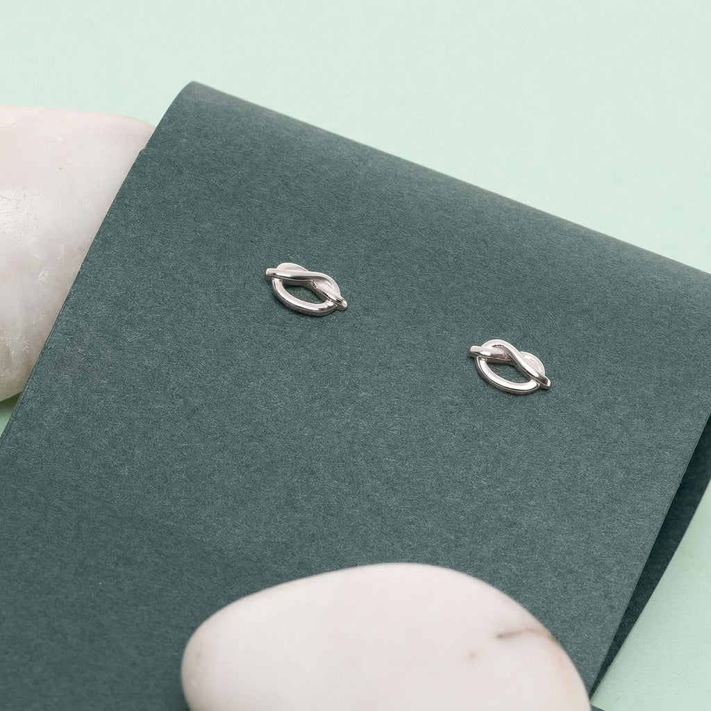 AMONROO® 925 Silver Jewellery for Women - 925 Sterling Silver Oval Knot Stud Earrings, Minimalist Geometric Earrings, Daily Wear Jewellery | 925 Stamp, Warranty & Authenticity Certificate