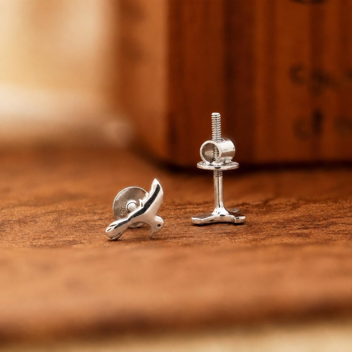 AMONROO® 925 Silver Jewellery for Women - 925 Sterling Silver Bird Stud Earrings, Flying Bird Design, Minimalist Daily Wear Jewellery | 925 Stamp, Warranty & Authenticity Certificate