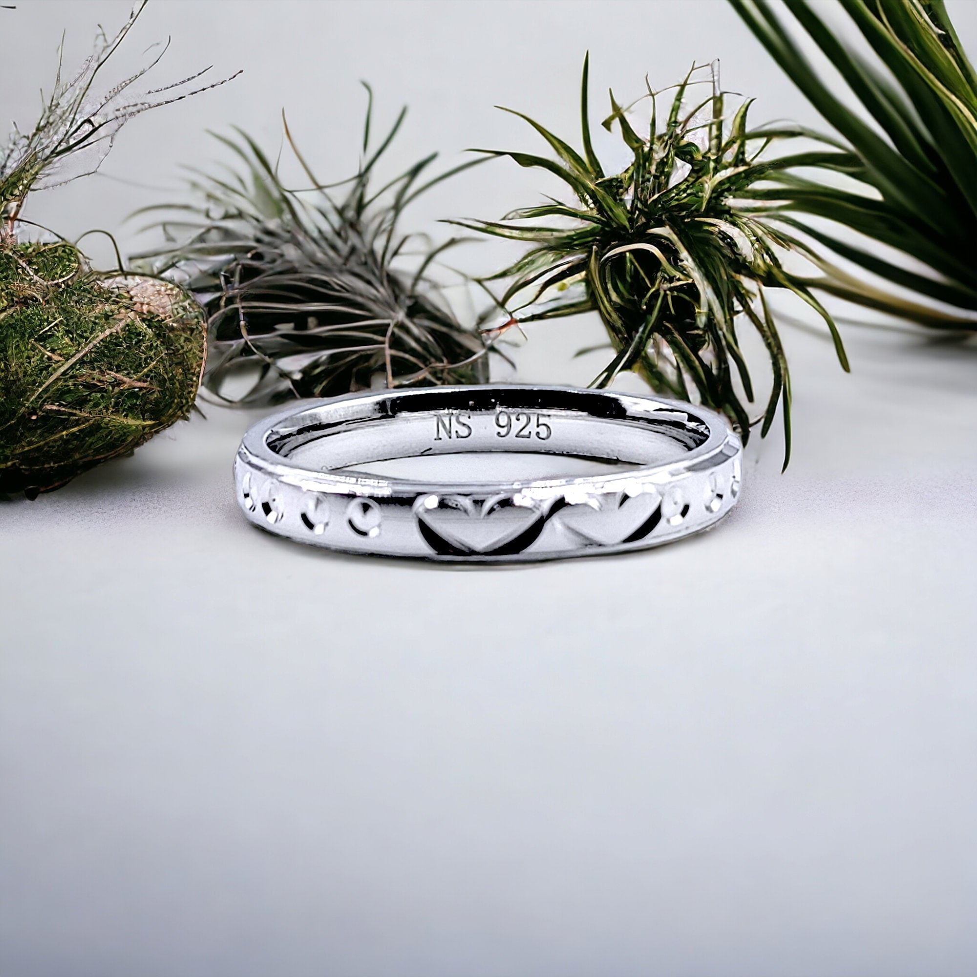 Stylish Heart Design Wedding Bridal Ring Handmade Antique Gift Unisex Ring