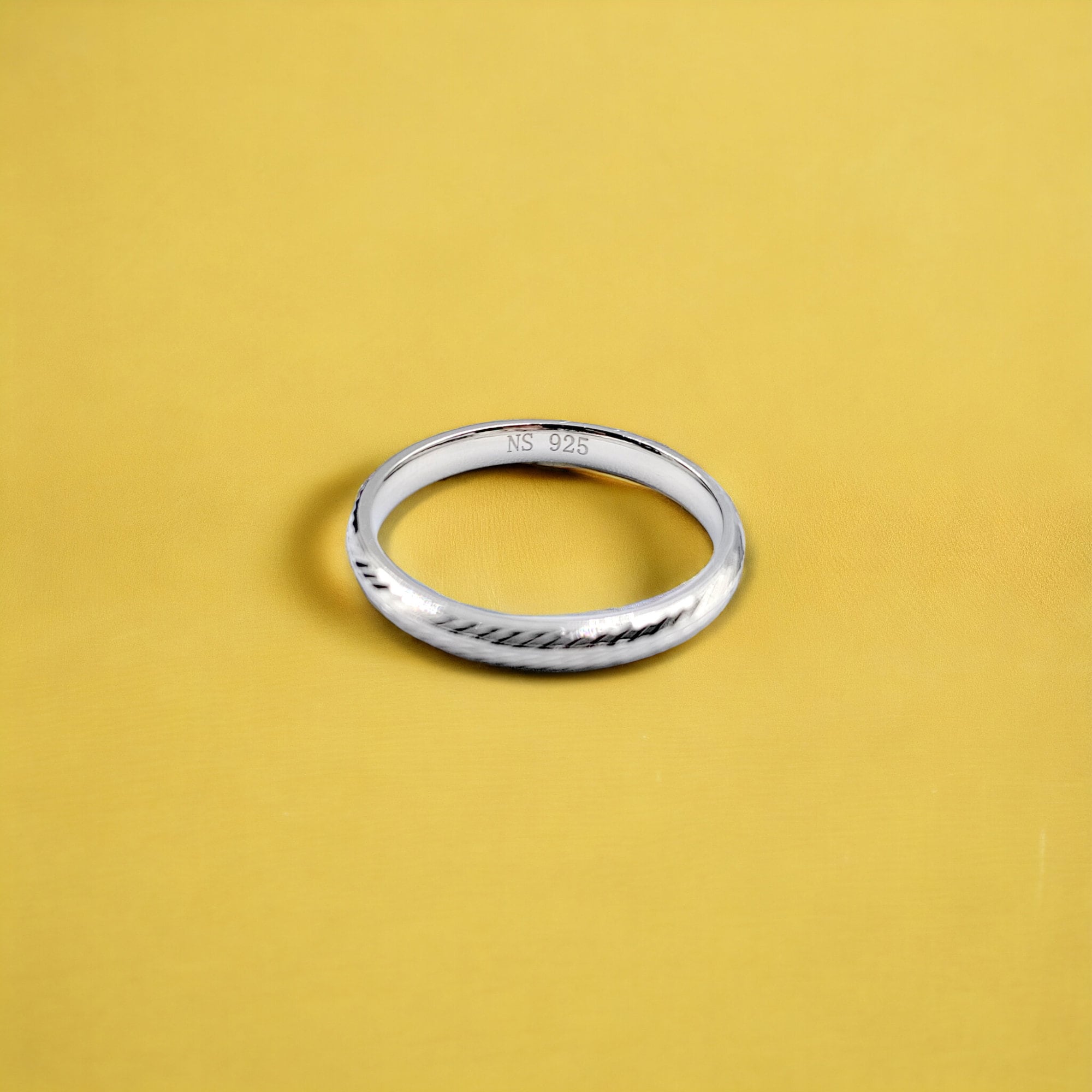 Sparkling Silver Cross Cut Design Finger Ring Wedding Band /Him Gift Present