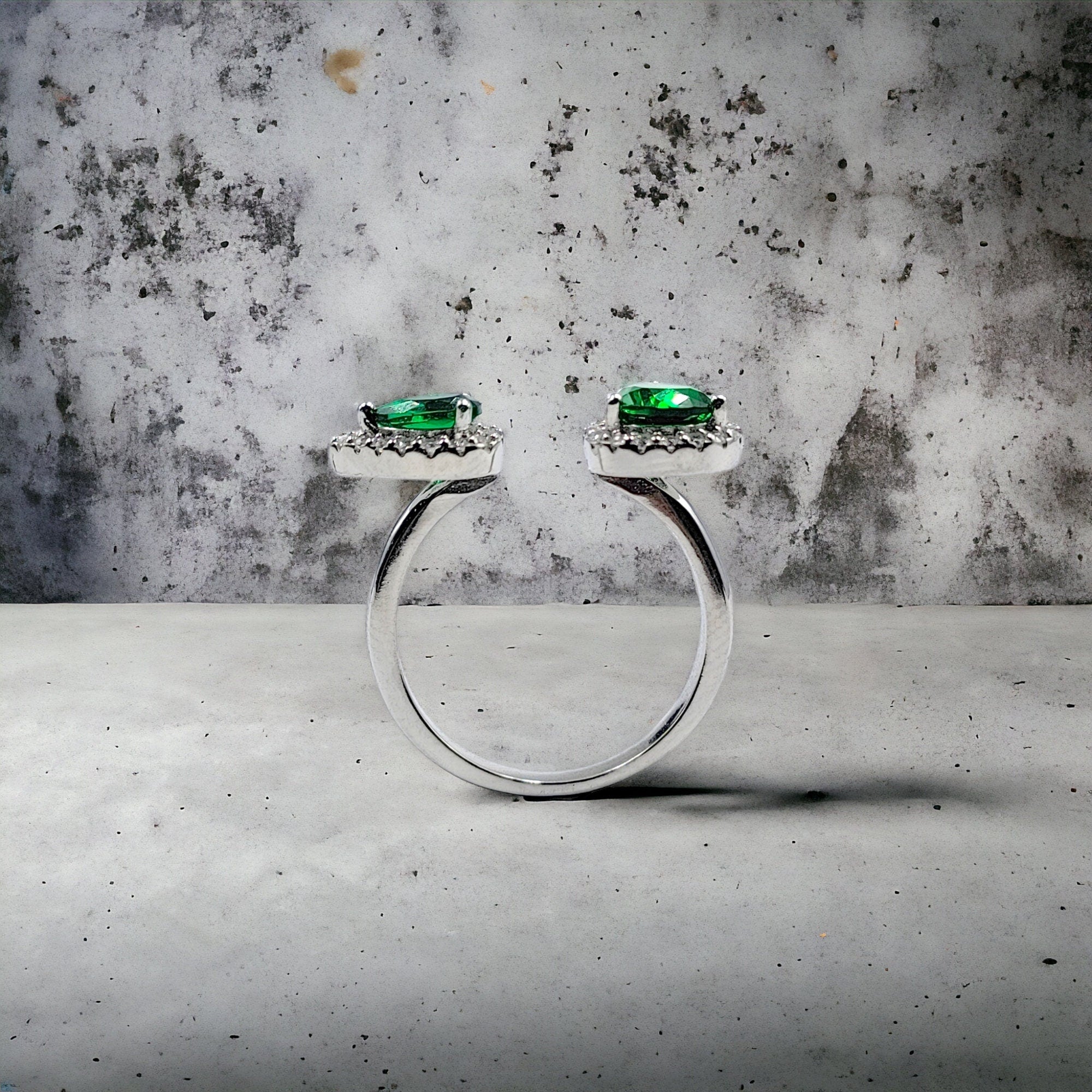 Green Emerald Cubic Zirconia Ring for Women Ring Wedding Engagement Gift(Size Adjustable)