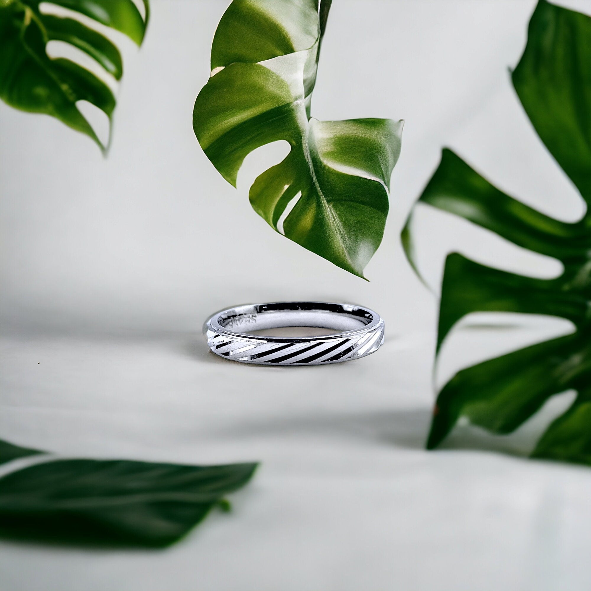 Stylish Simple Minimal Design Ring Handmade Antique Gift Unisex Ring(Size 12)