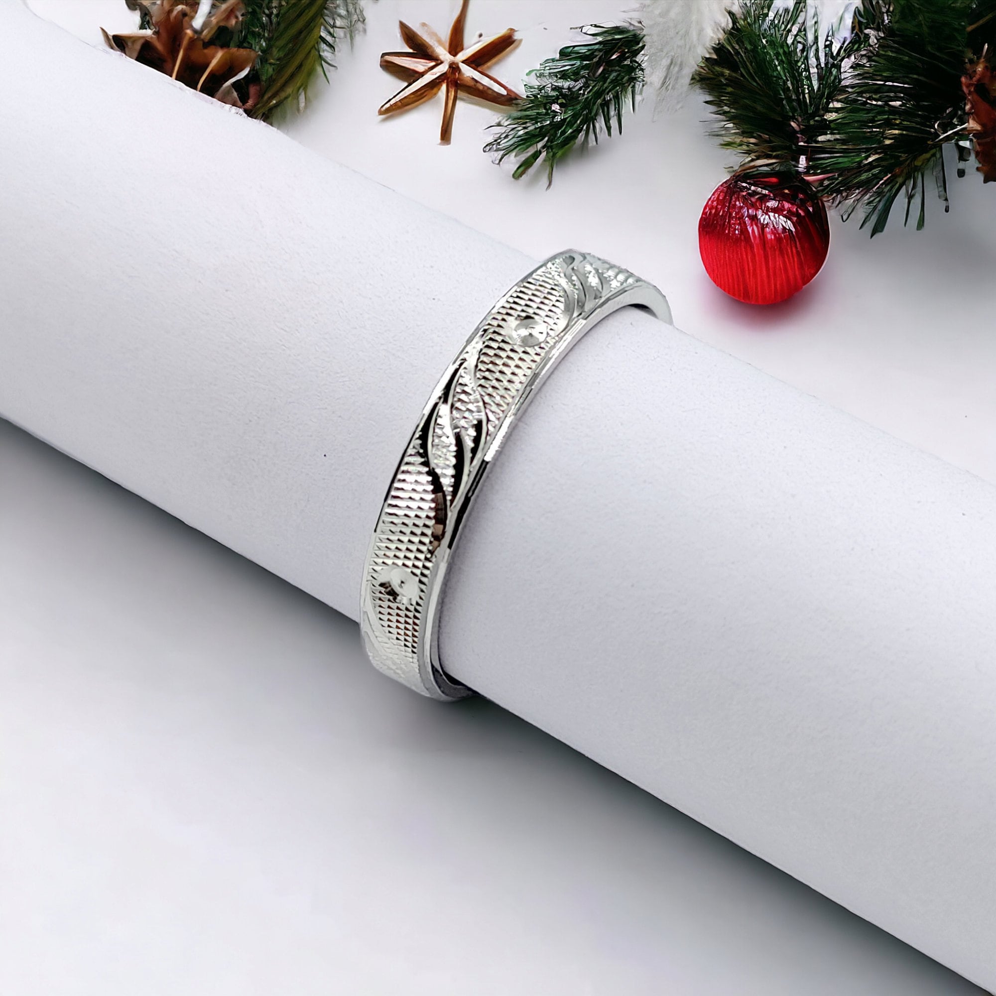 Silver Swirls Wedding Finger Ring Minimalist Handmade Gift in Silver(Size 23)