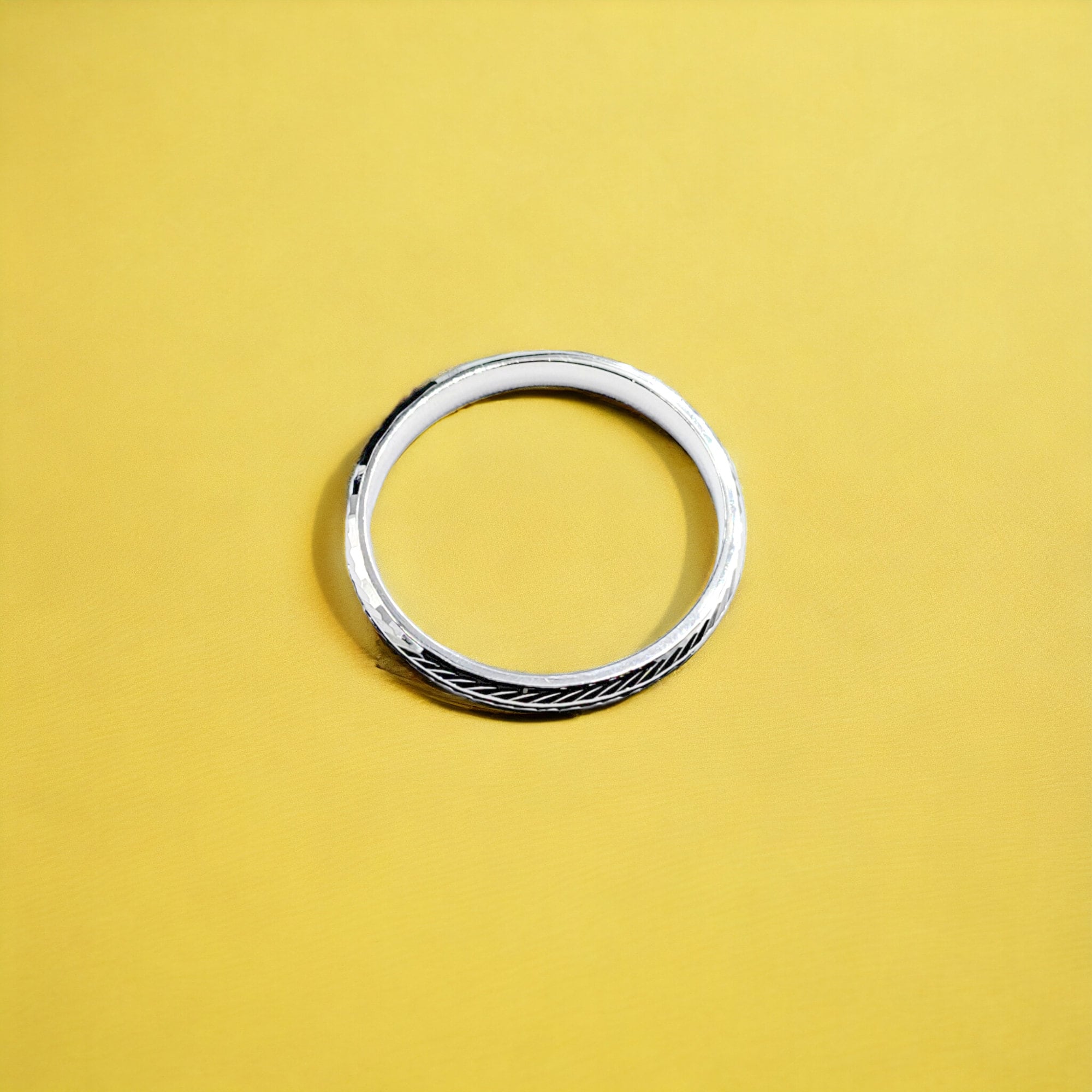 Sparkling Silver Cross Cut Design Finger Ring Wedding Band /Him Gift Present