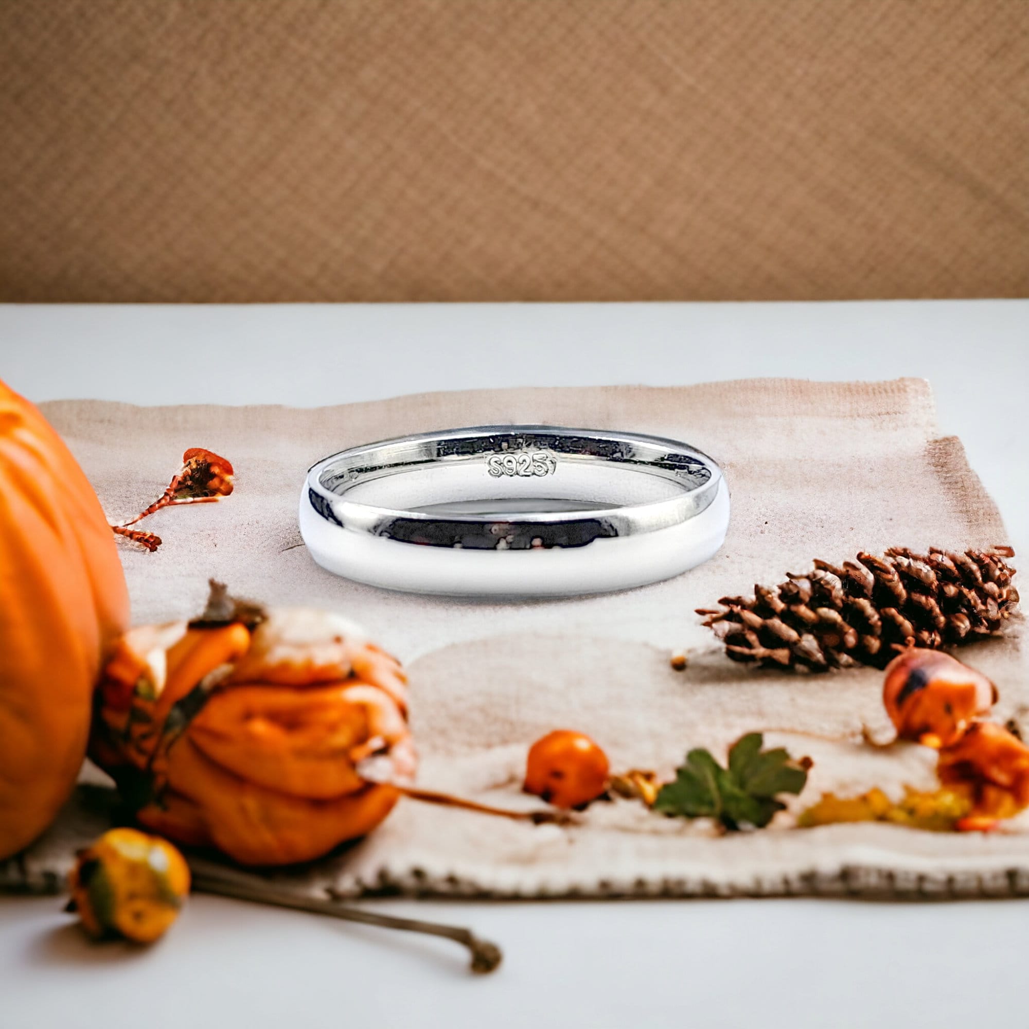 Classic Plain Band Beautifull Unisex Finger Ring Handmade Gift For Women(Size 25)