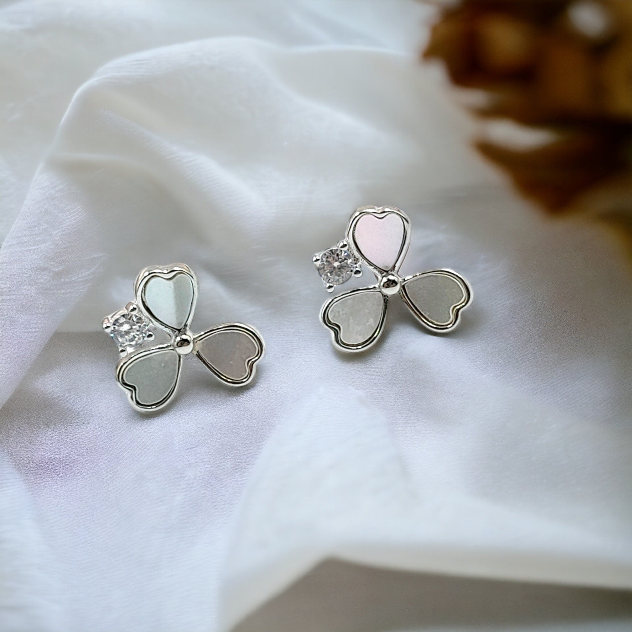 925 Sterling Silver Three Leaf clover Earring Mother of Pearl earrings CZ Solitaire Stud Earrings for Women