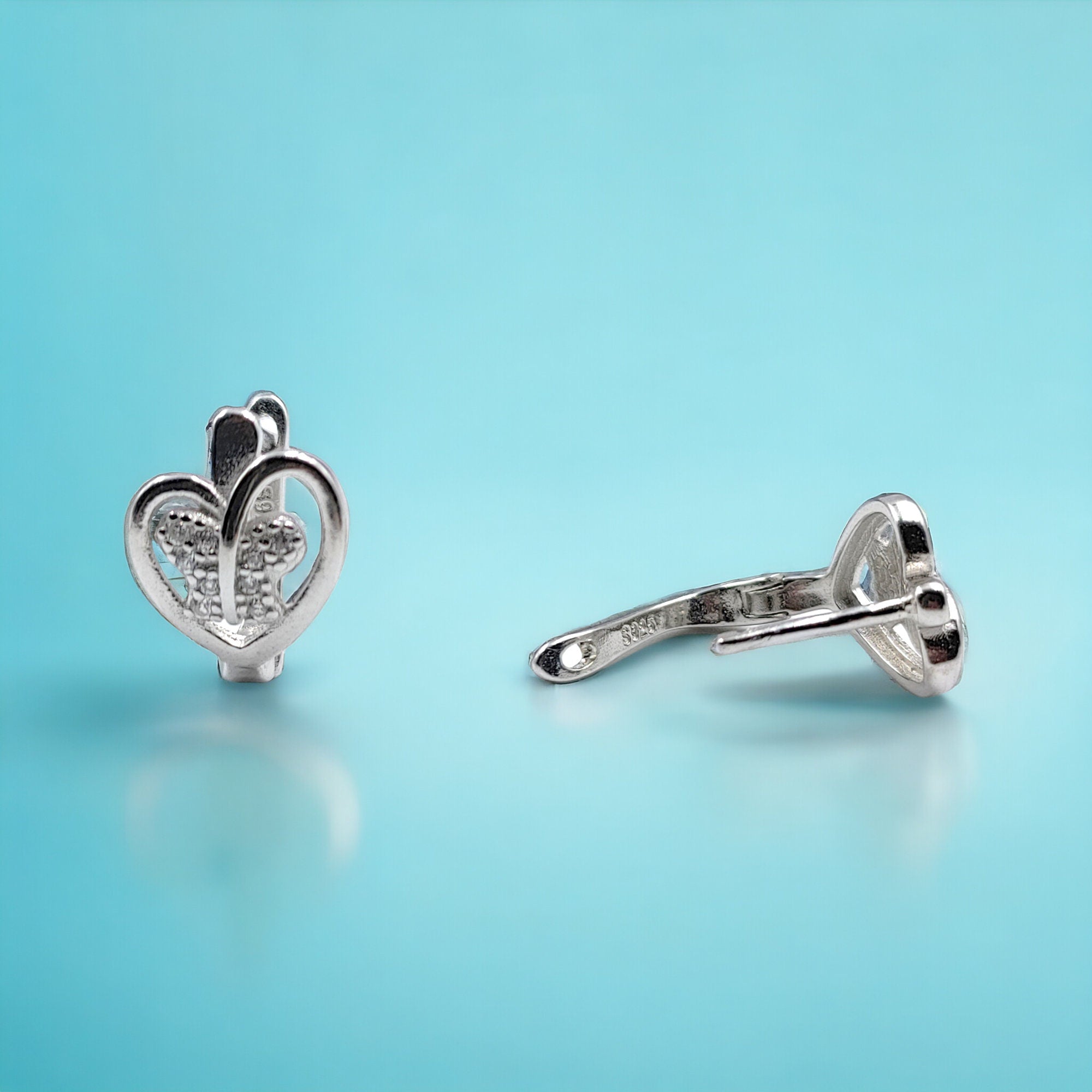 The Butterfly Heart Silver Hoop Earrings Aesthetic Jewelry Unique CZ Stud for Women-15x10 mm