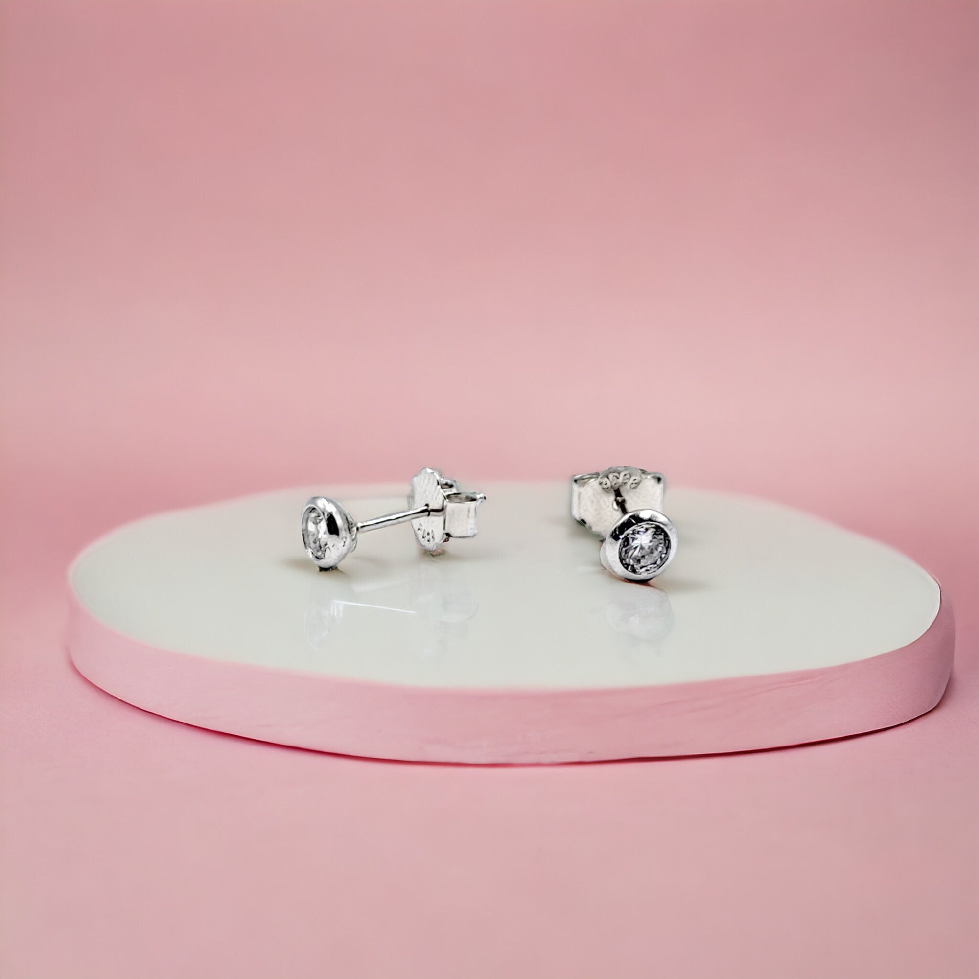 Stud Earrings Women Floral Round CZ Diamond Bezel-Set Stud Earrings Party Gift Mother's Day Gift Minimalist Handmade Gift