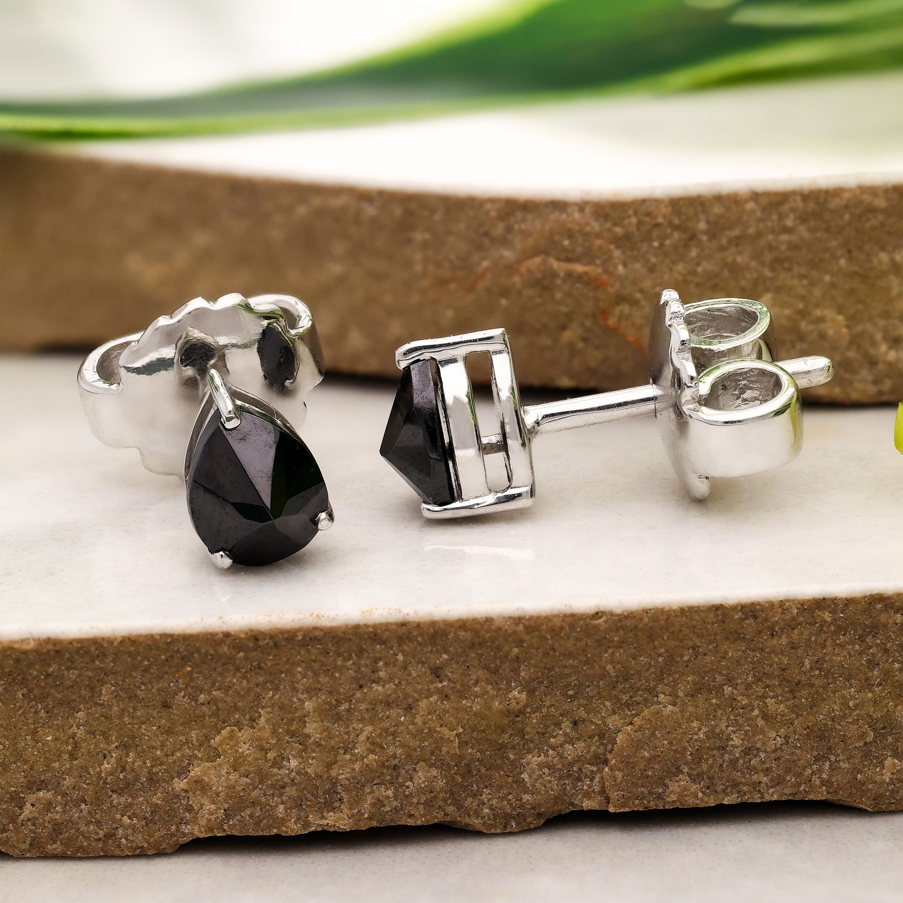 e7b0427dbbaf1752085947a4f9bfab37