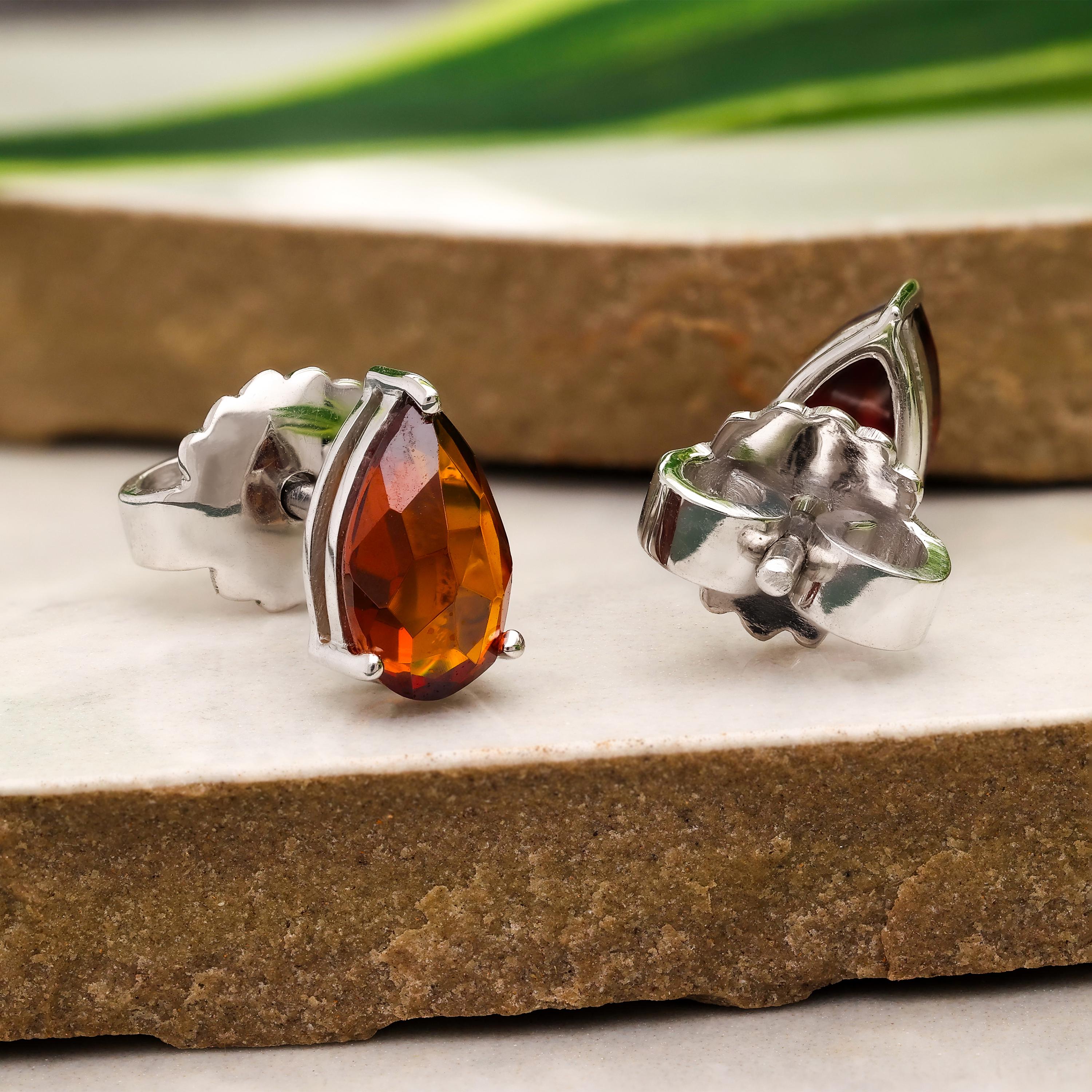 92f200e991e74f279c2902feee9eb003