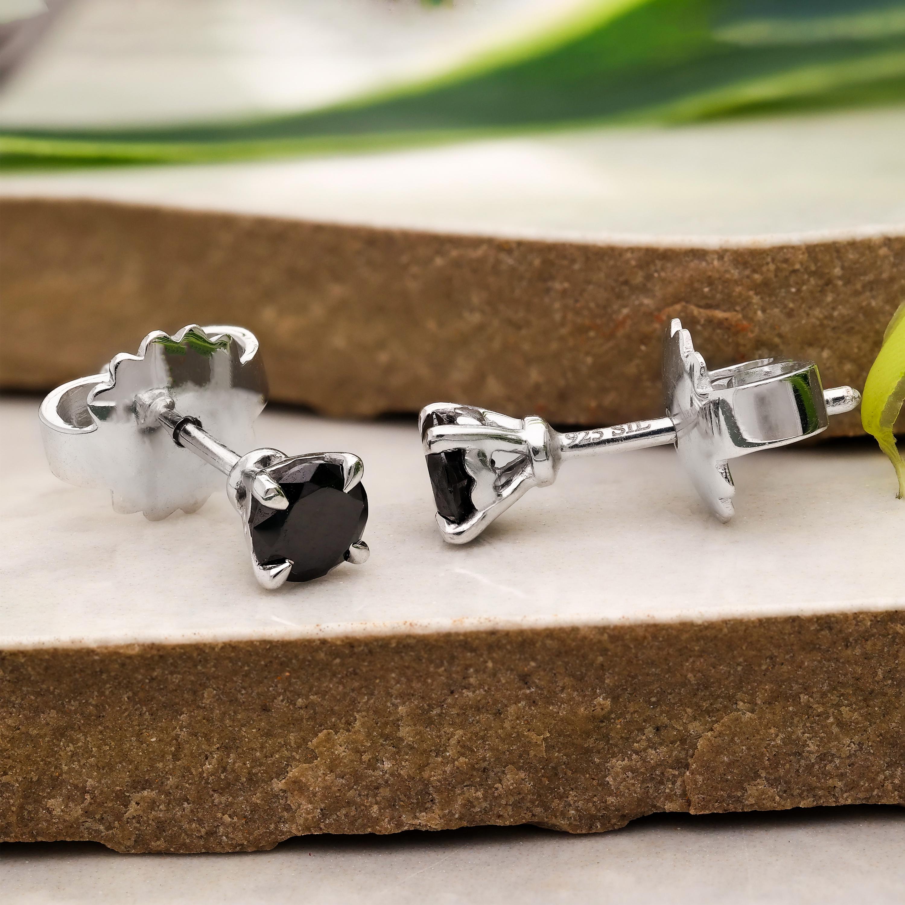 36aa5751da2bd731386809b3dc15cf7e