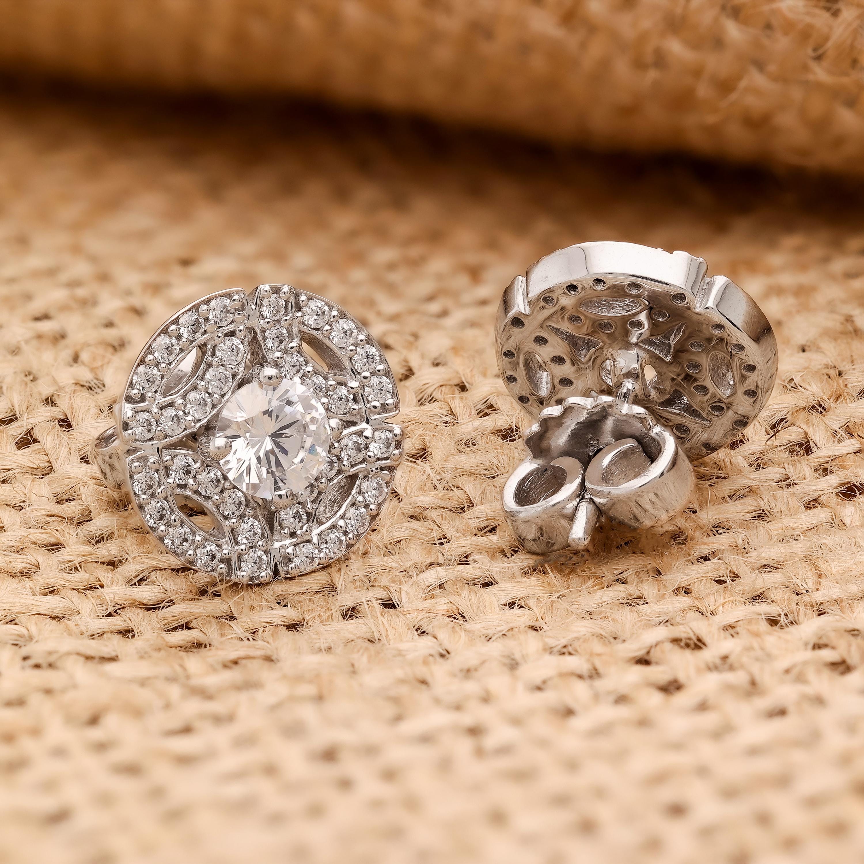 12a1d7dab84b66bd2113f0f934790f79