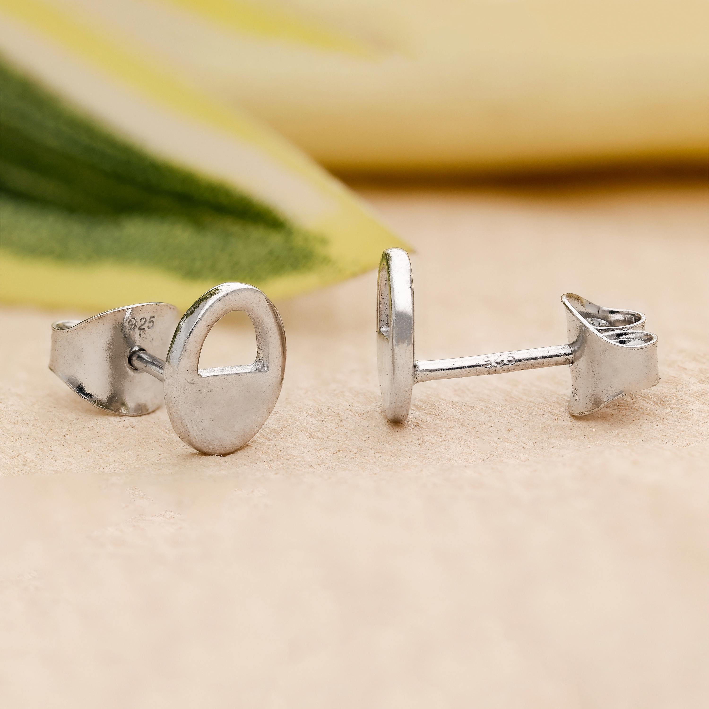 c100c1d95181fd9891e4aef622e40dd9