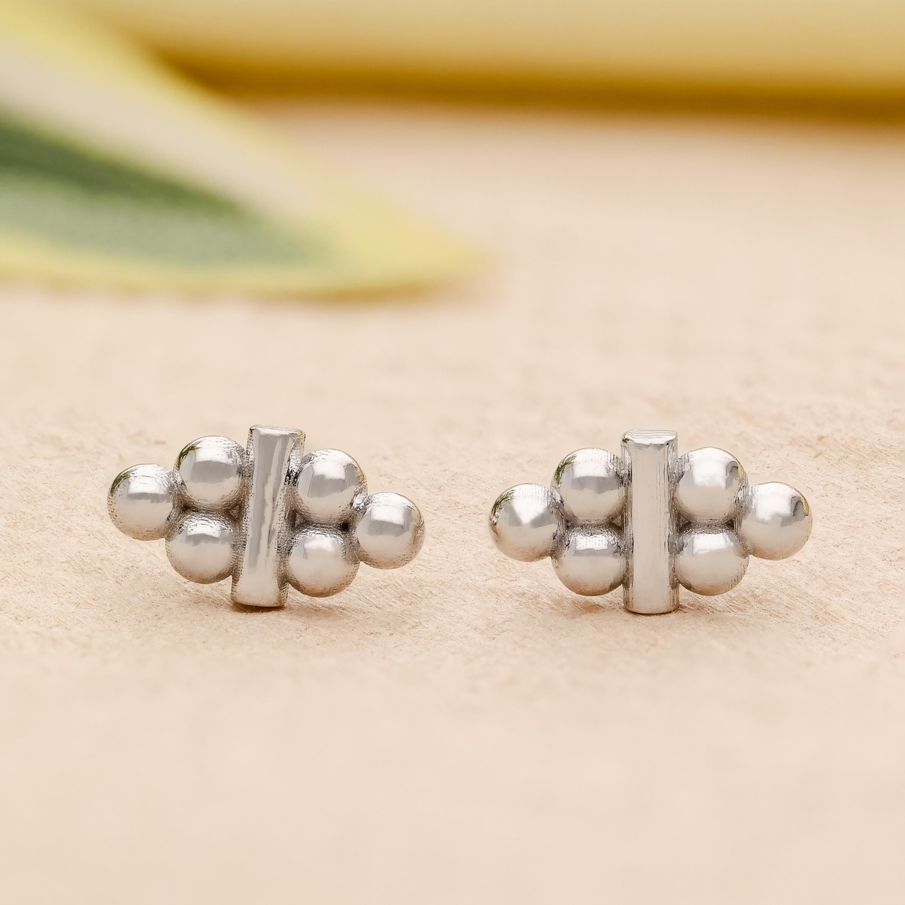 555e6beece666d720d44e708315fea13