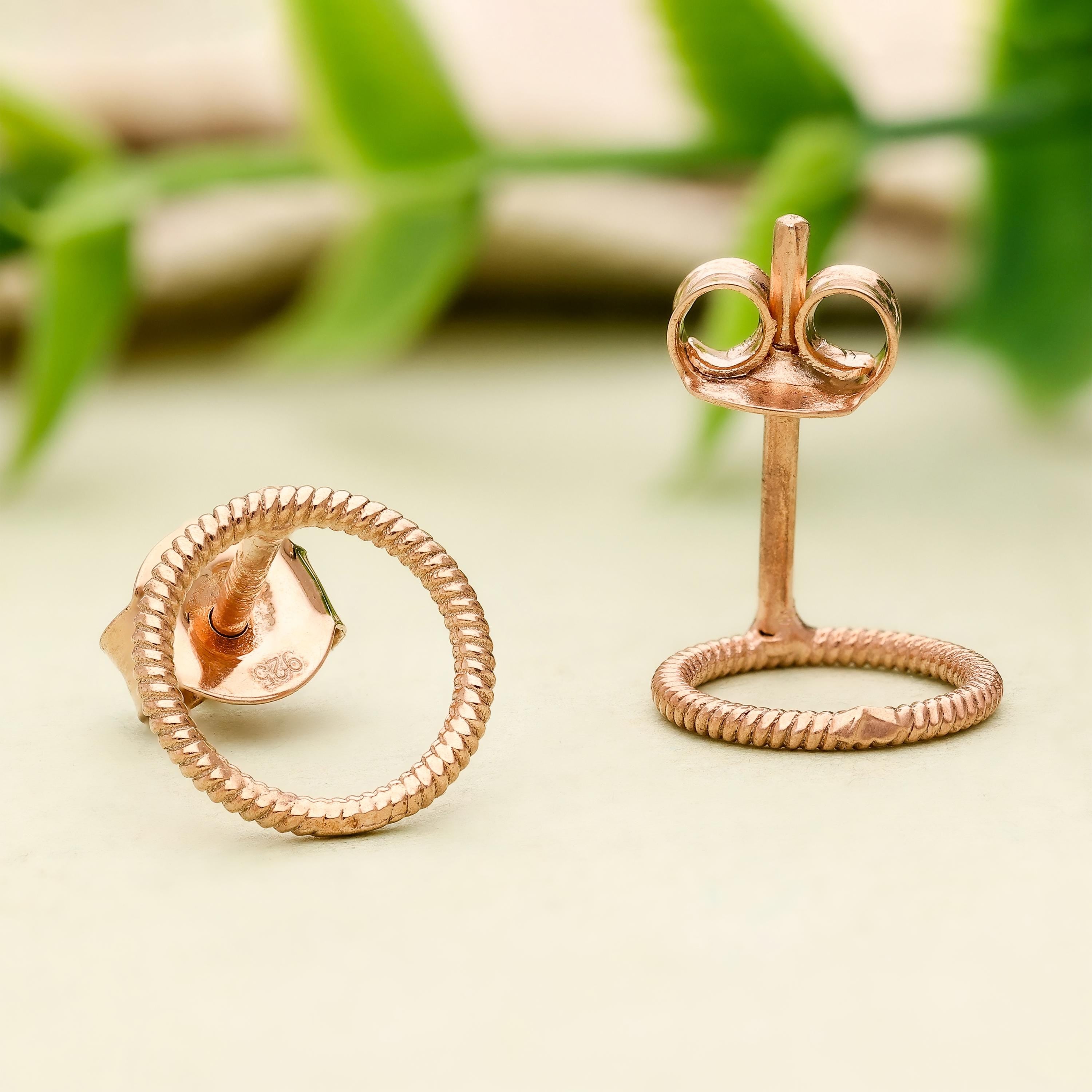 67ba2c454847354d27ea2d1f888768cb