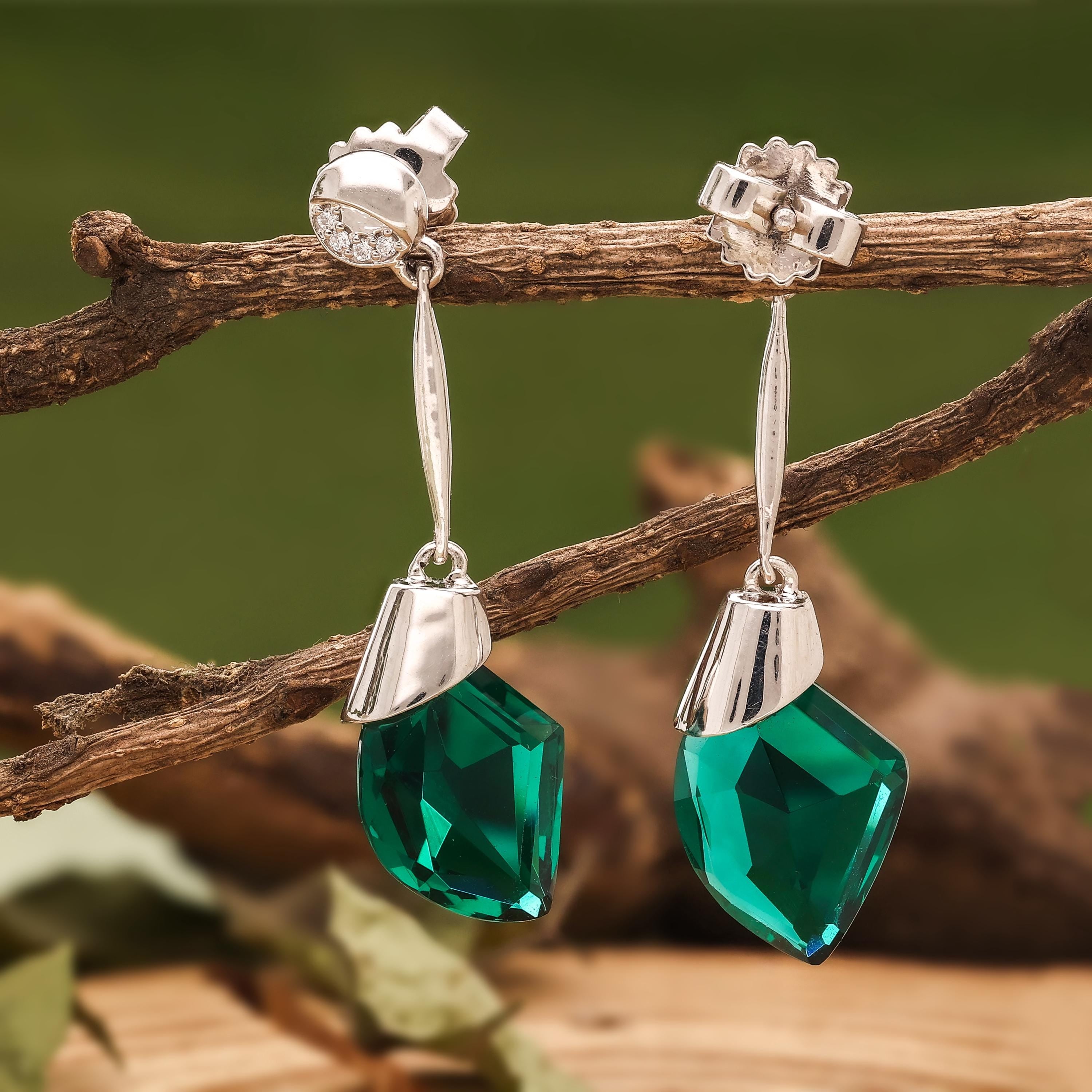 4c57f09ac6abf19b57bf296a3af6382d