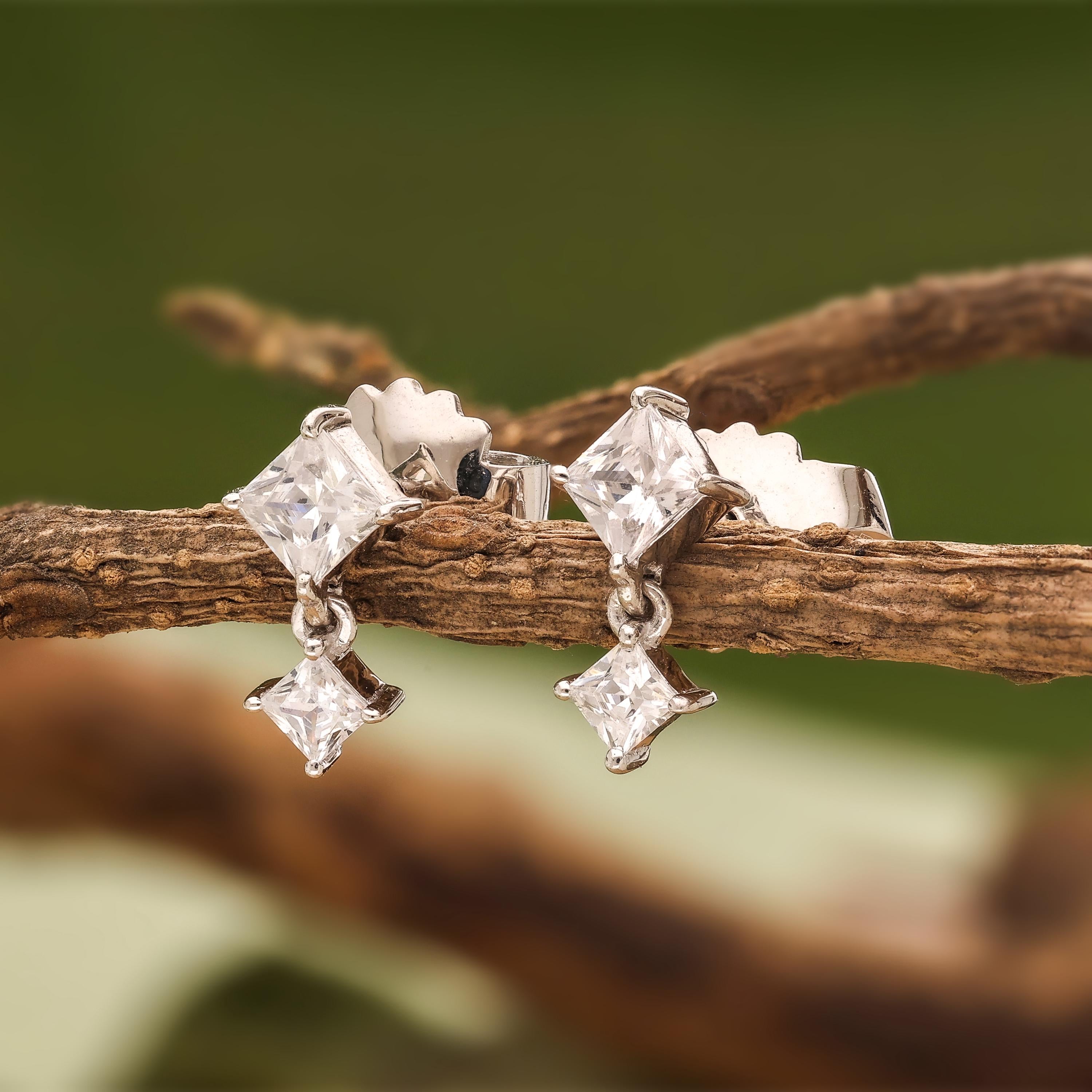 85db81f597f574000684685635b4698c