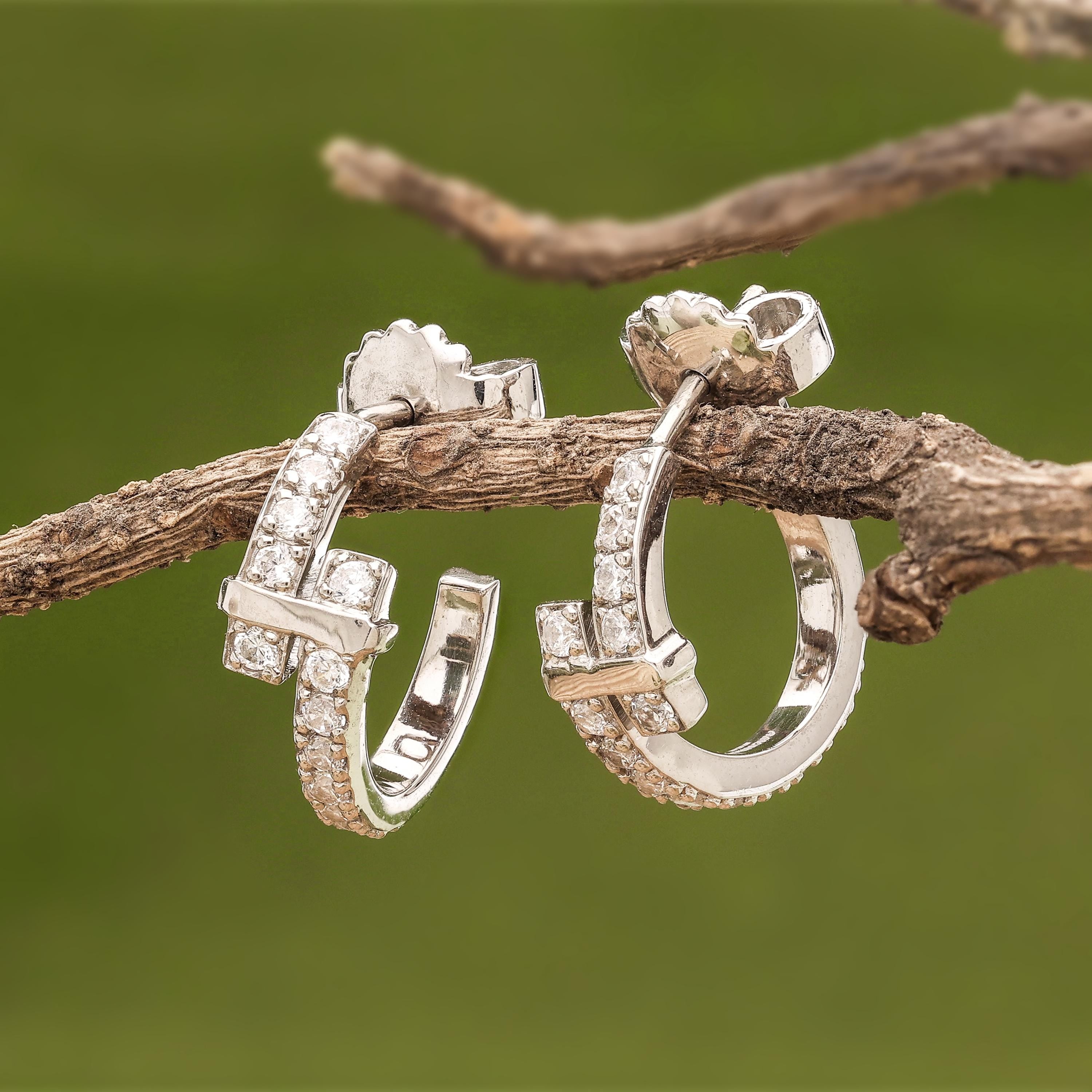 19675720ccebfdfa7a66a6e68ca88d49