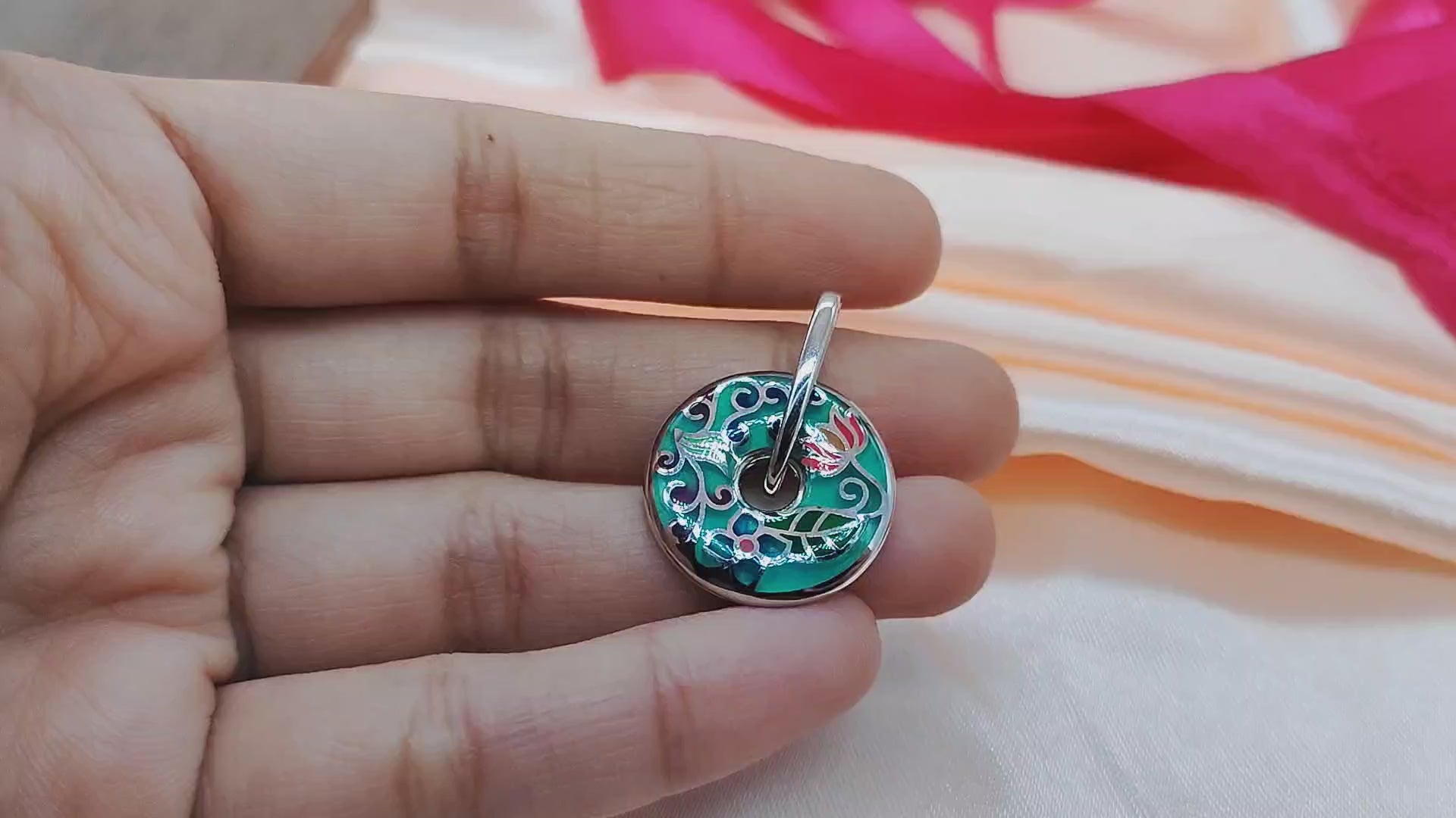 Enamel Pendant 925 Sterling Silver Beautifull Handcrafted Floral Art