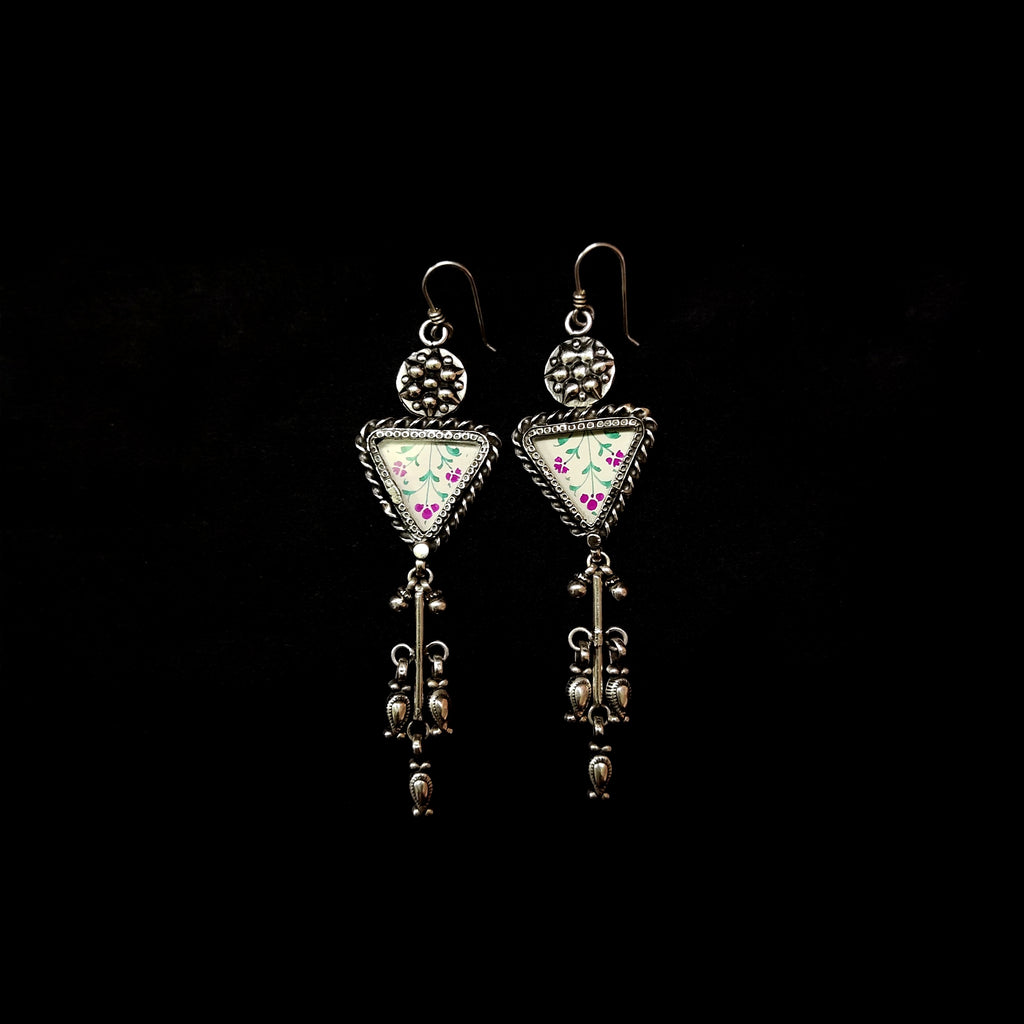 Art Deco Style Triangle Floral Print In Solid 925 Silver Earring