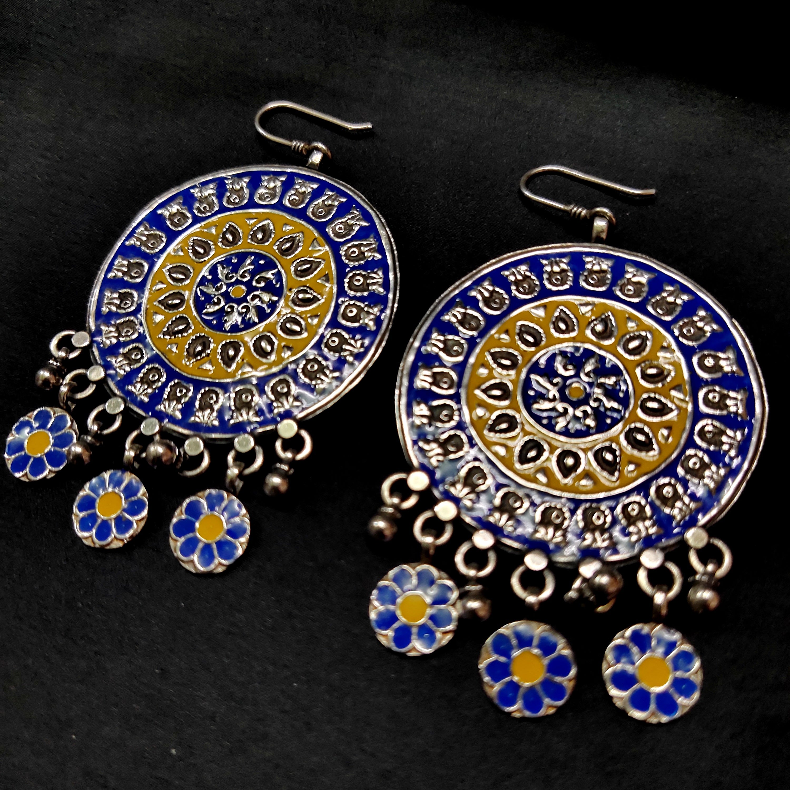 Handmade Antique Circle Design Blue & Yellow Solid 925 Silver Earring