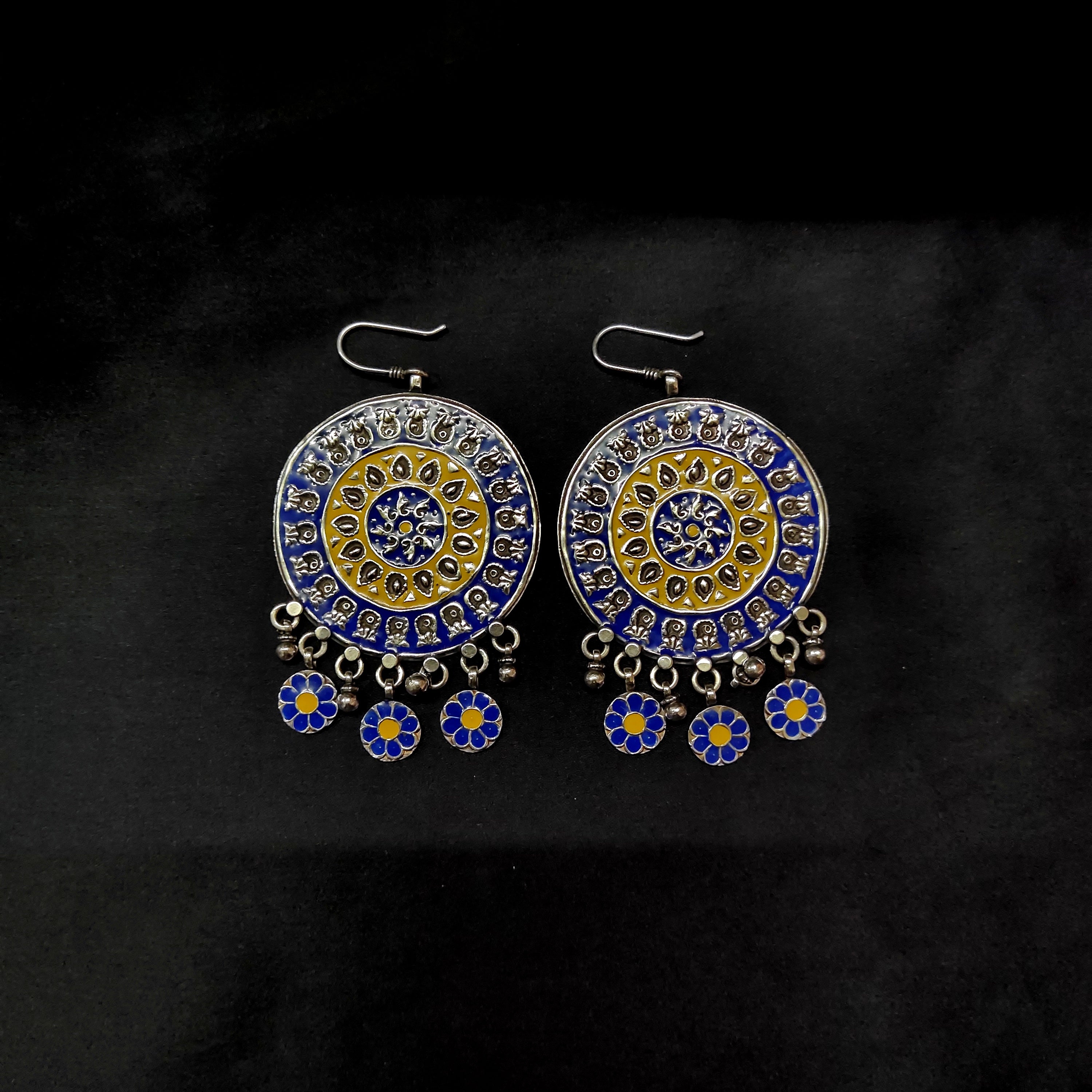Handmade Antique Circle Design Blue & Yellow Solid 925 Silver Earring