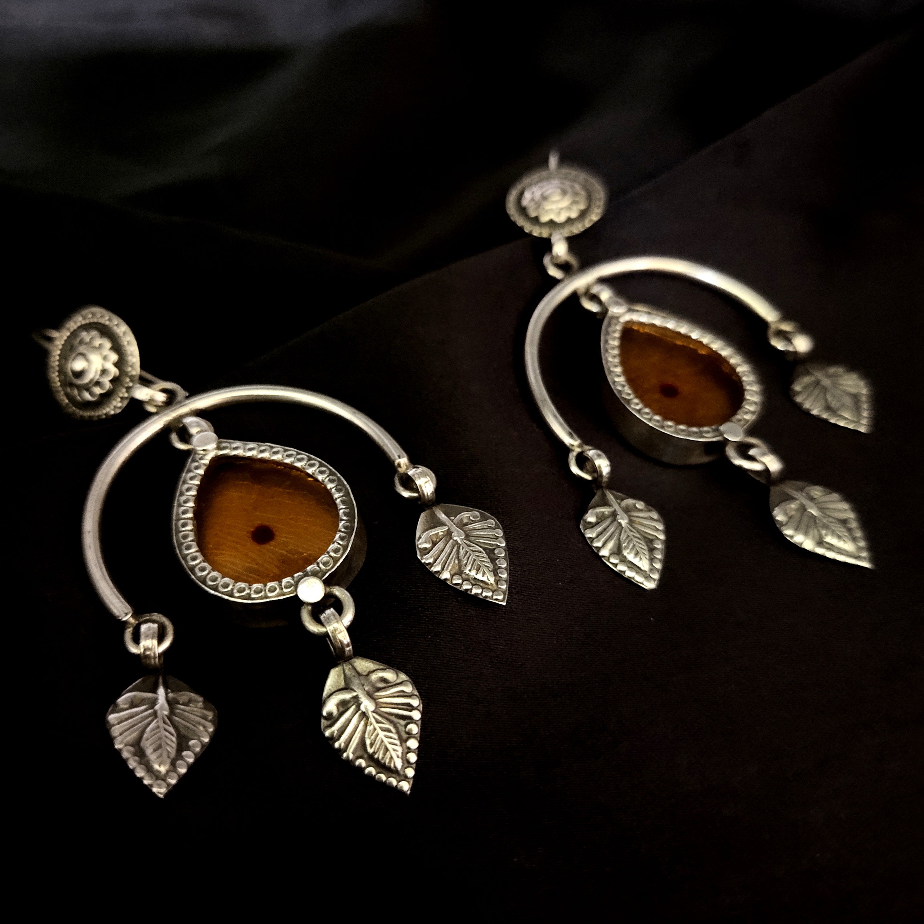 Amazing Antique Chandelier Style Three Leaf In Solid 925 Silver Earring