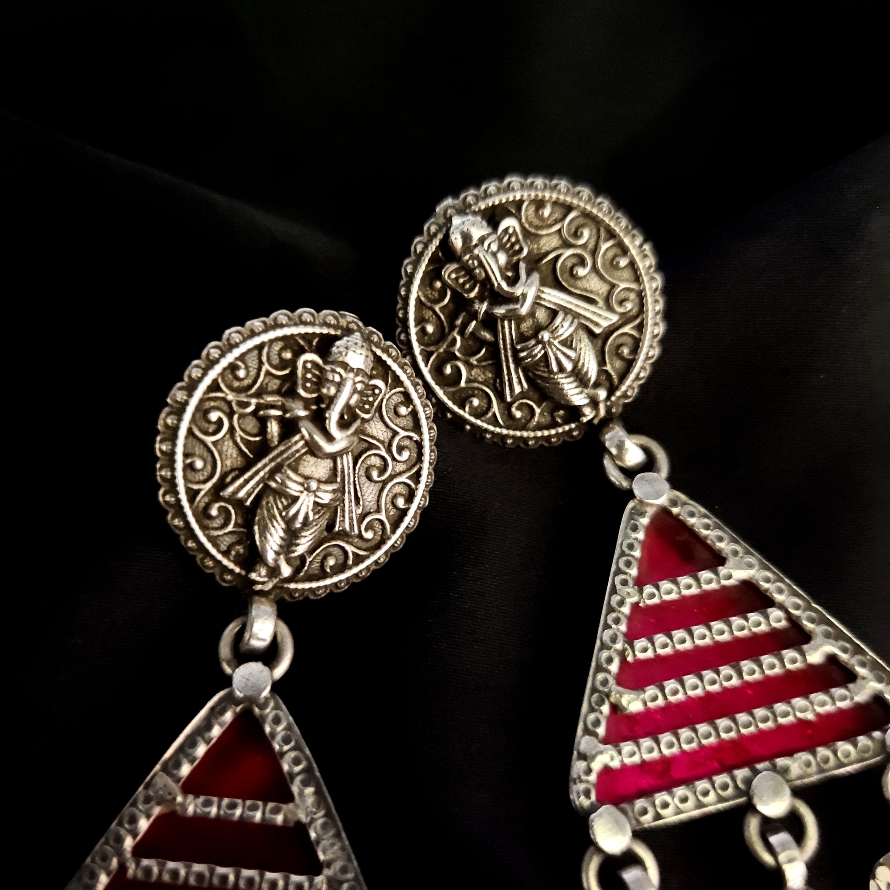 Handmade Antique Red Triangle With Ganpati In Solid 925 Silver Earring