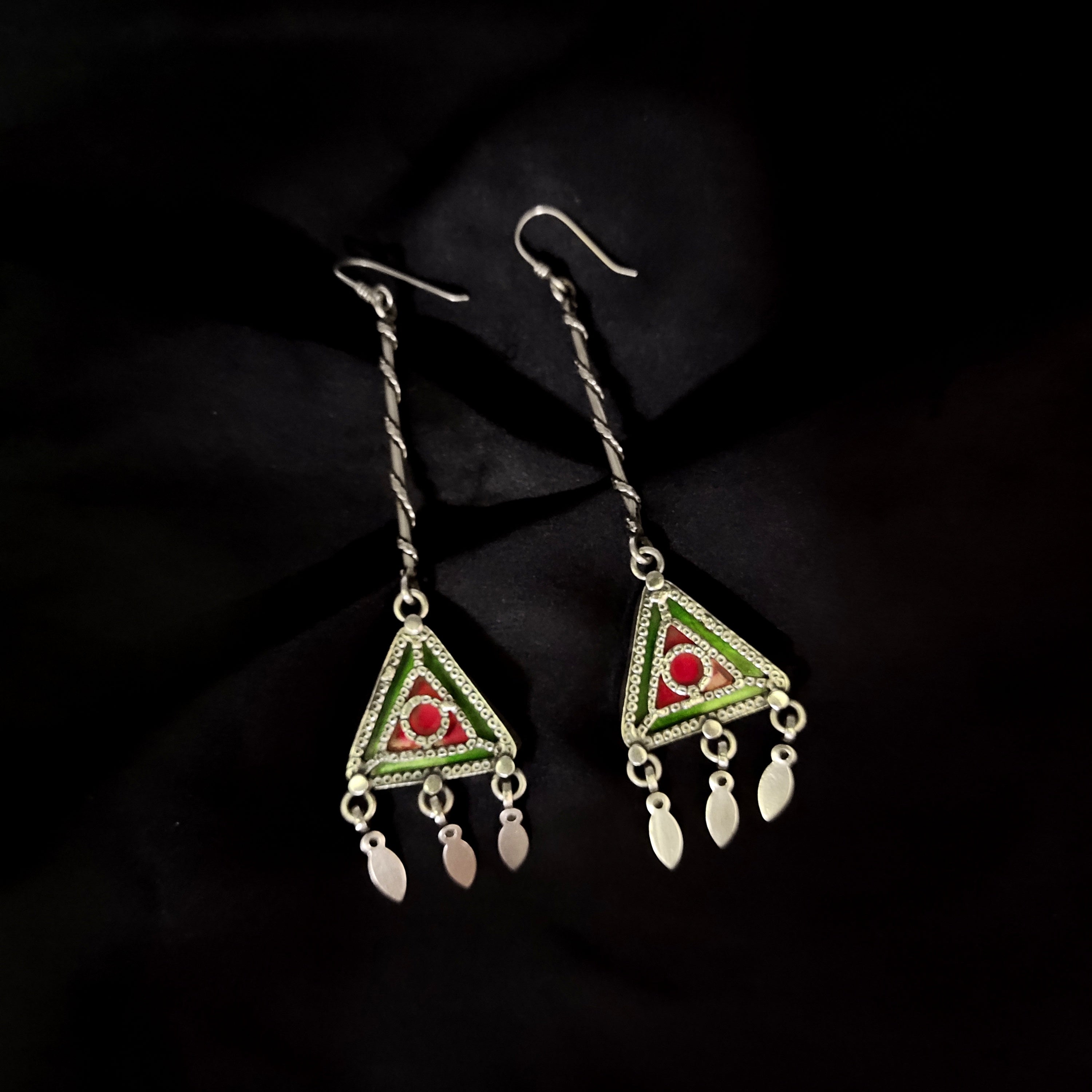 Vintage Twisted Stick With Triangle Dangle Solid 925 Silver Earring