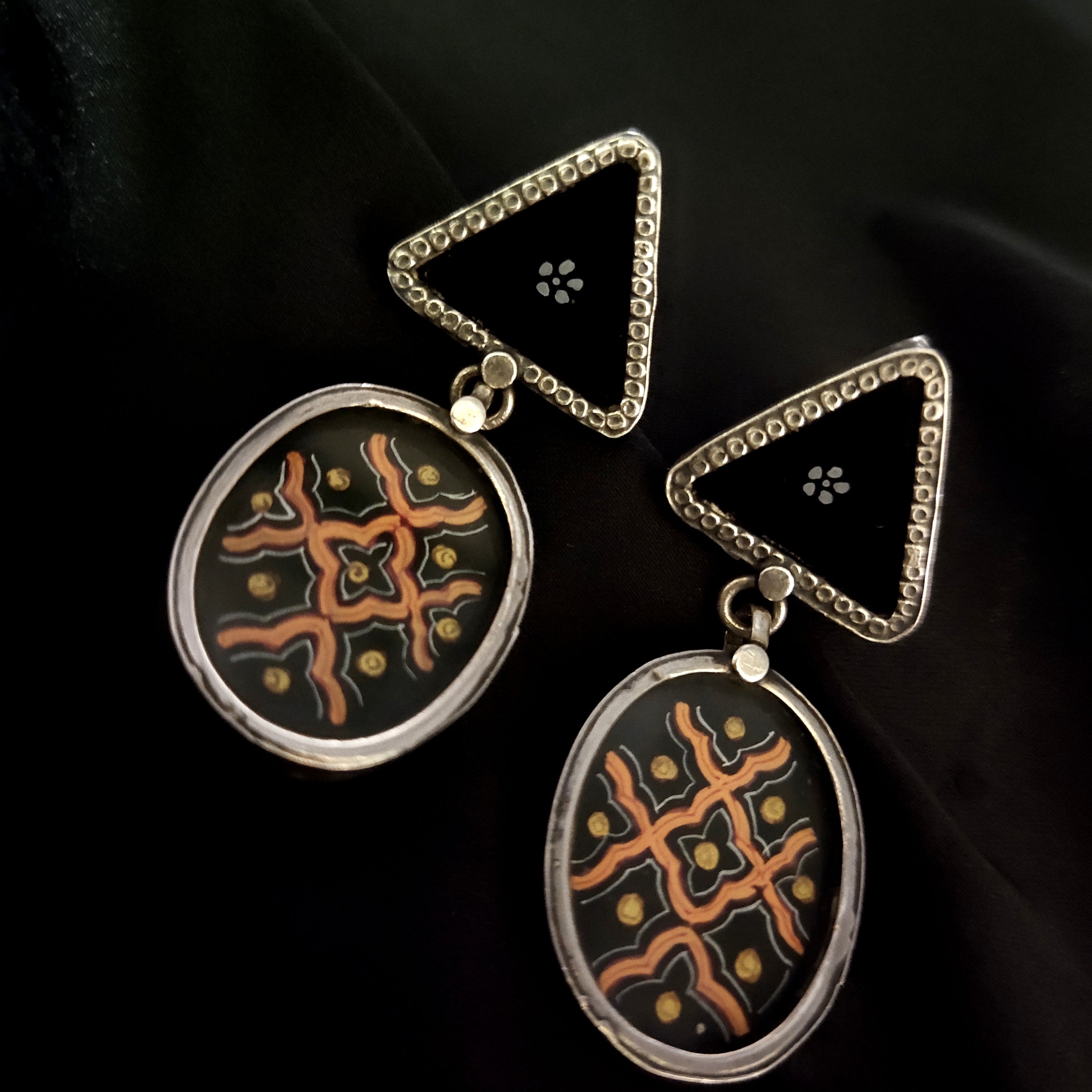 Classy Vintage Triangle & Oval Shape Traditional Solid 925 Silver Earring