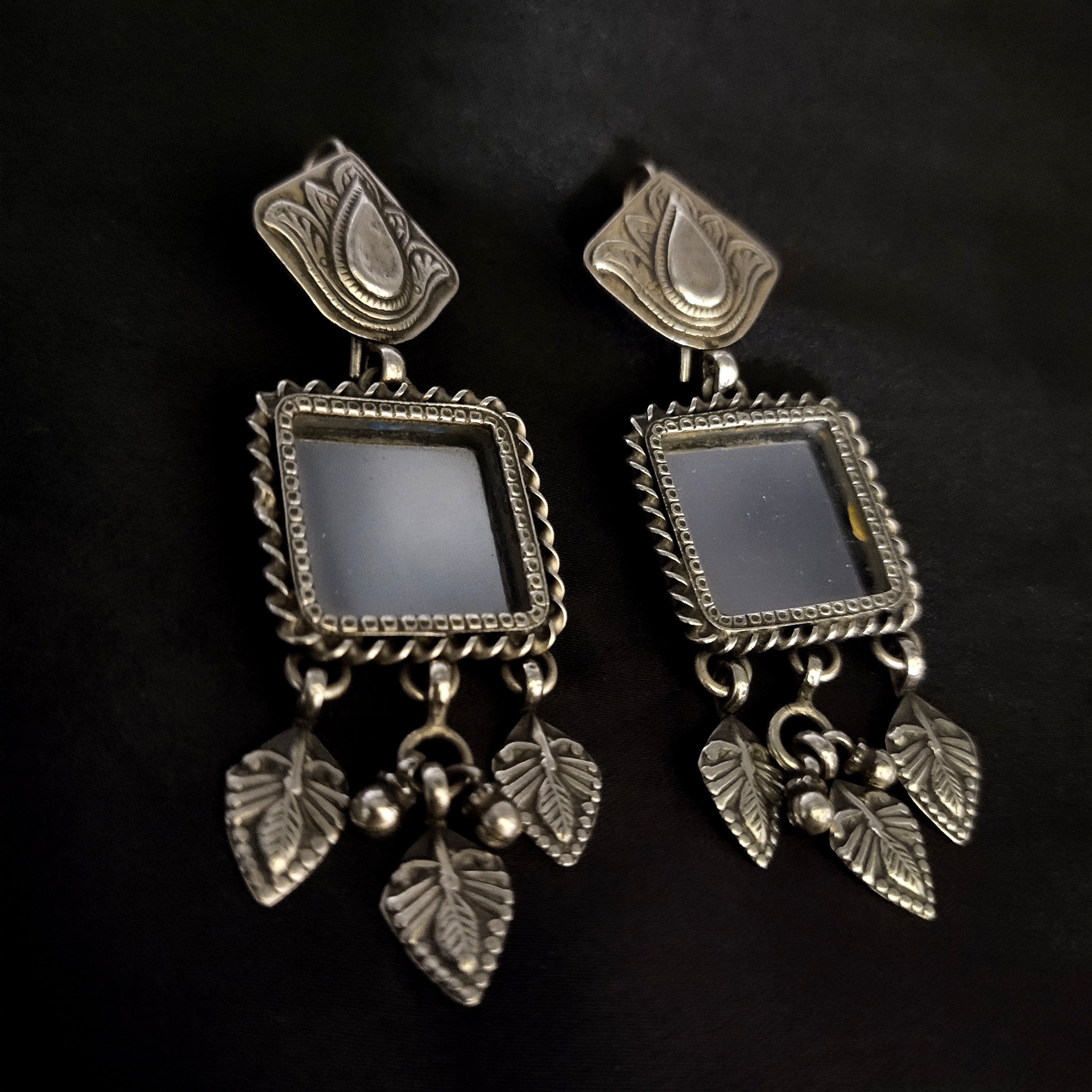 Sparkle Squre Mirror With Lotus Face Leaf Dangle Solid 925 Silver Earring