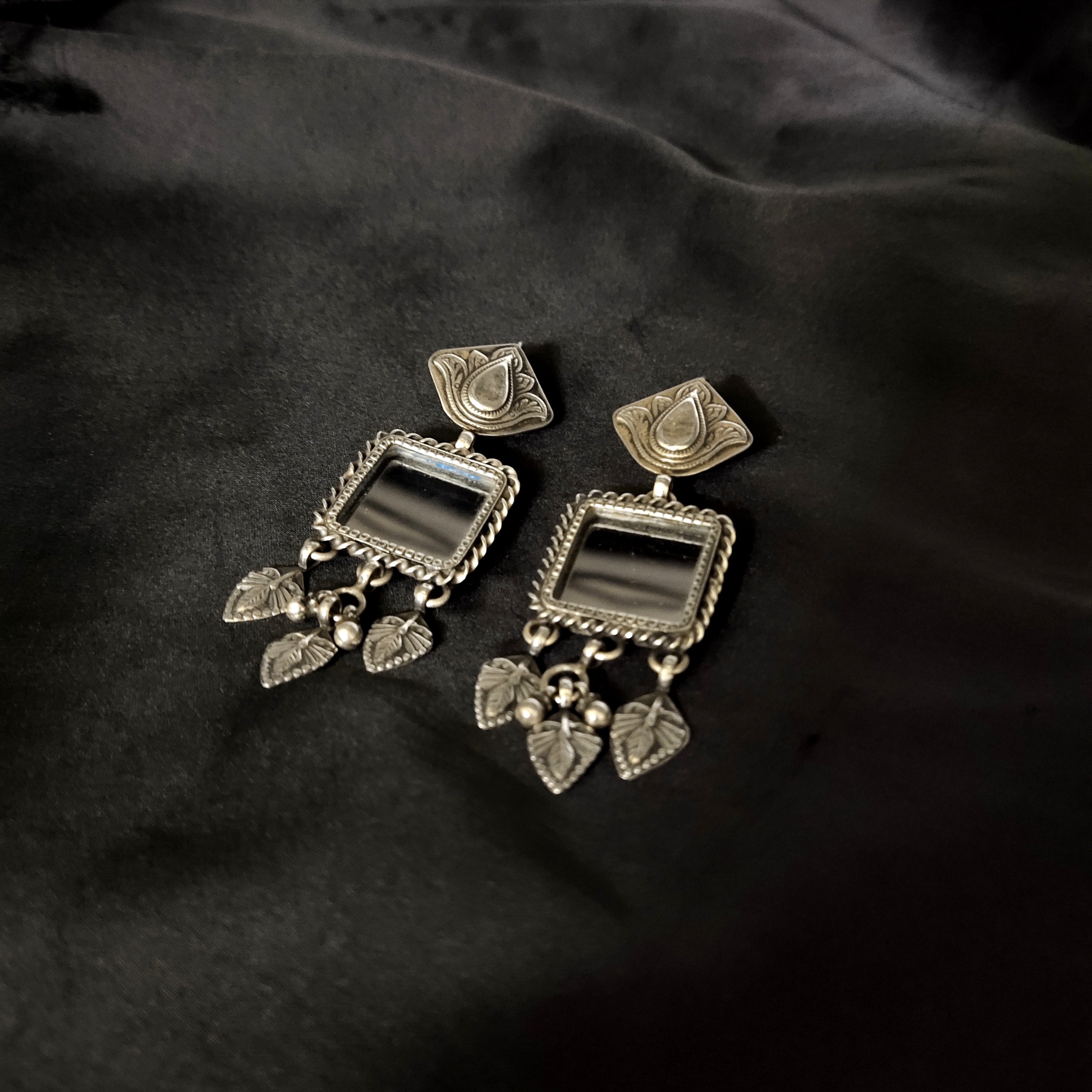 Sparkle Squre Mirror With Lotus Face Leaf Dangle Solid 925 Silver Earring