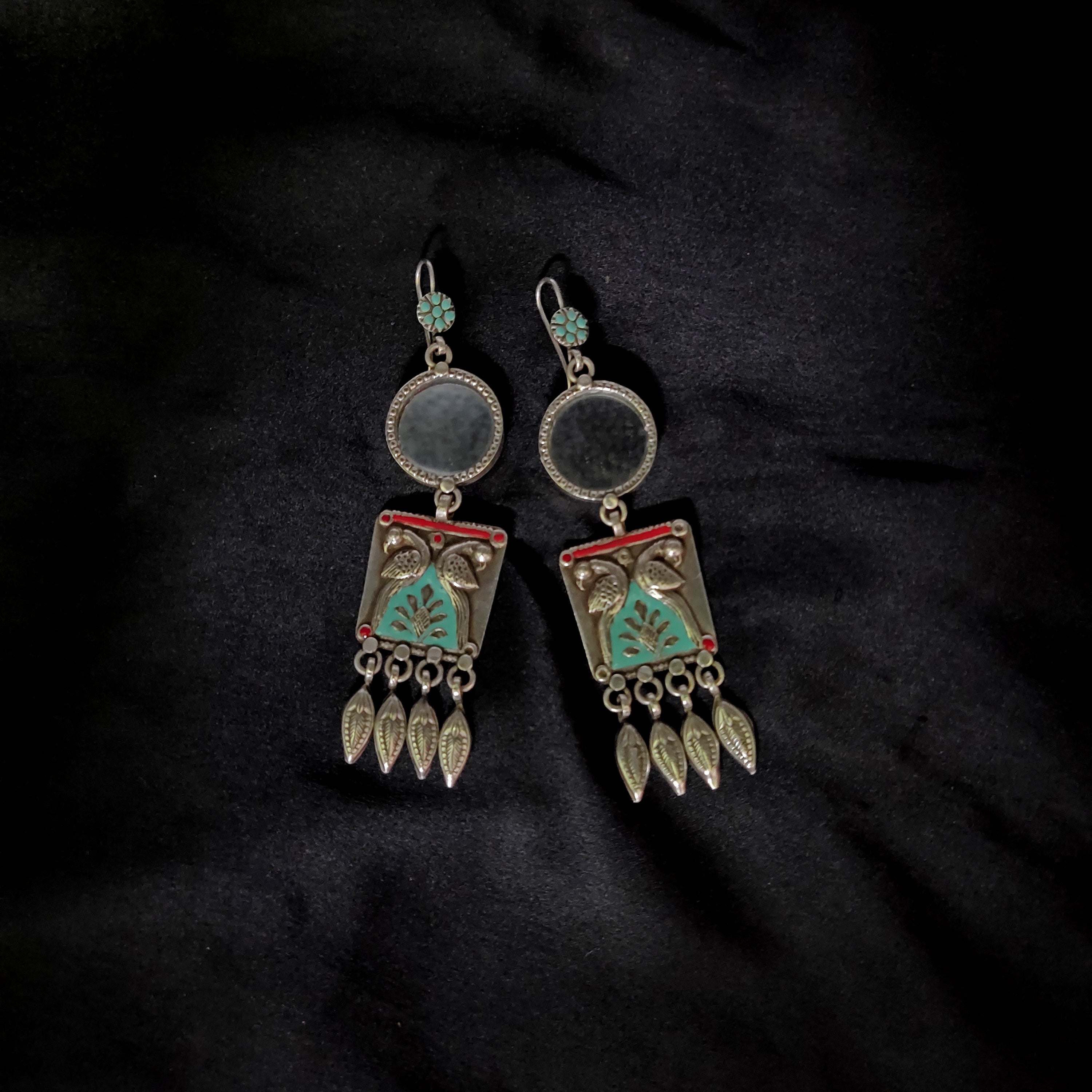 Handcrafted Vintage Style Shiny Mirror With Double Peacock 925 Silver Earring