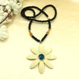 Natural Flower Pendant With Black Beads Fashion Necklace