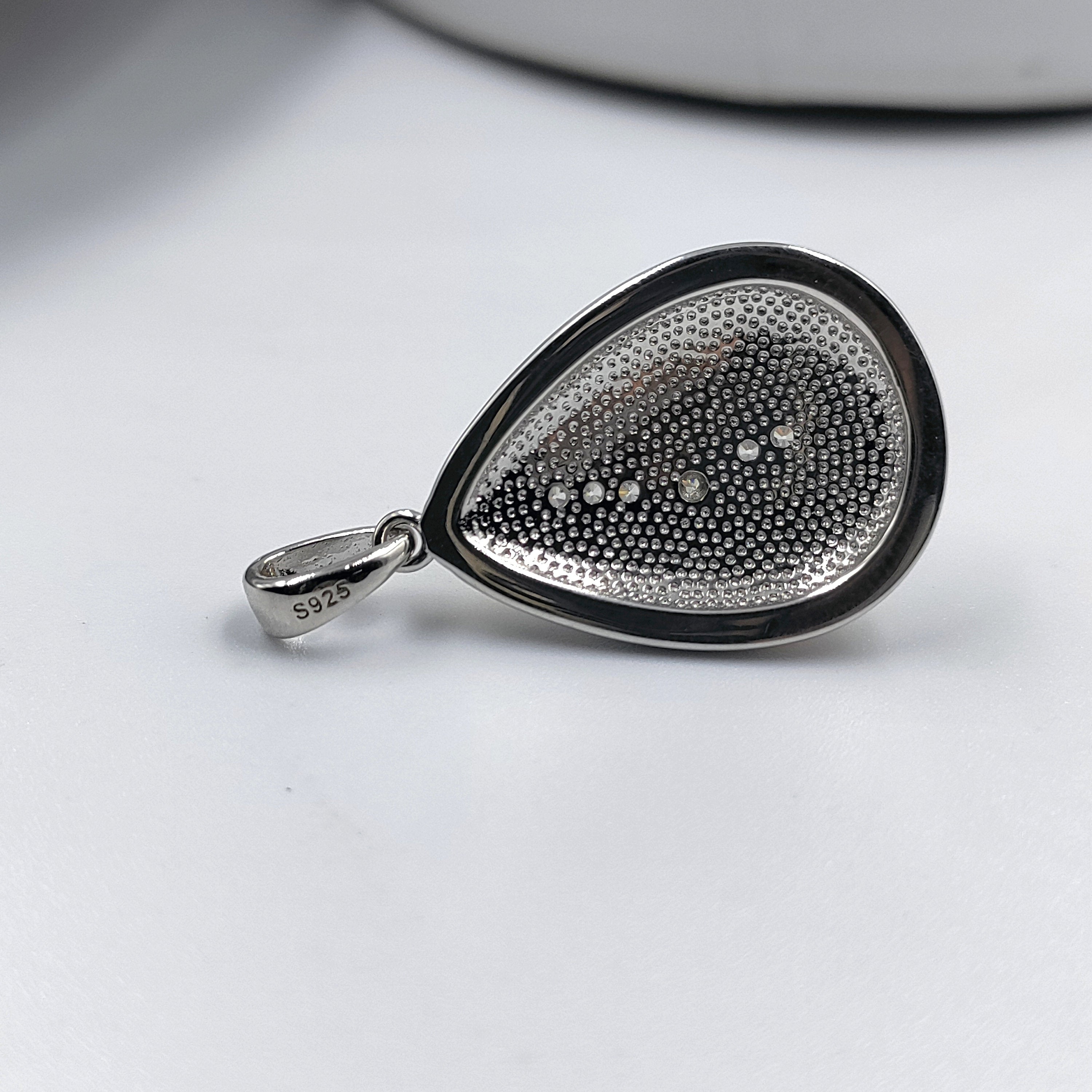 925 Silver Pendant Beautifully Crafted Pear Shape Teardrop Enamel Pendant CZ Floral Art Handmade Jewellery